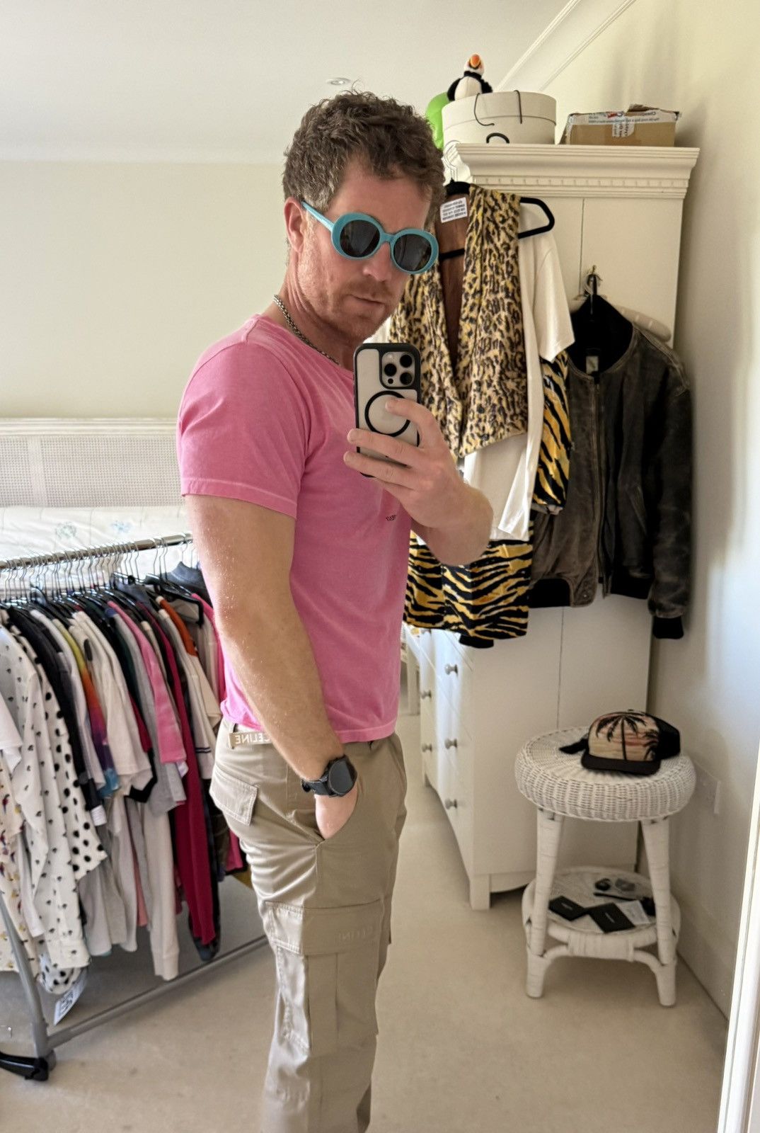 Saint Laurent Paris $550 Saint Laurent Rive Gauche logo t shirt pink M grail Size US M / EU 48-50 / 2 - 4 Thumbnail