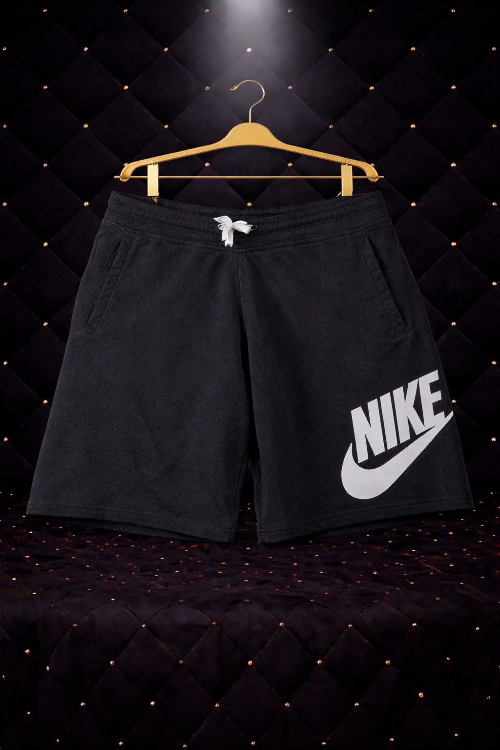 Nike NIKE BIG SWOOSH LOGO FLEECE SHORTS Size US 32 / EU 48 - 1 Preview