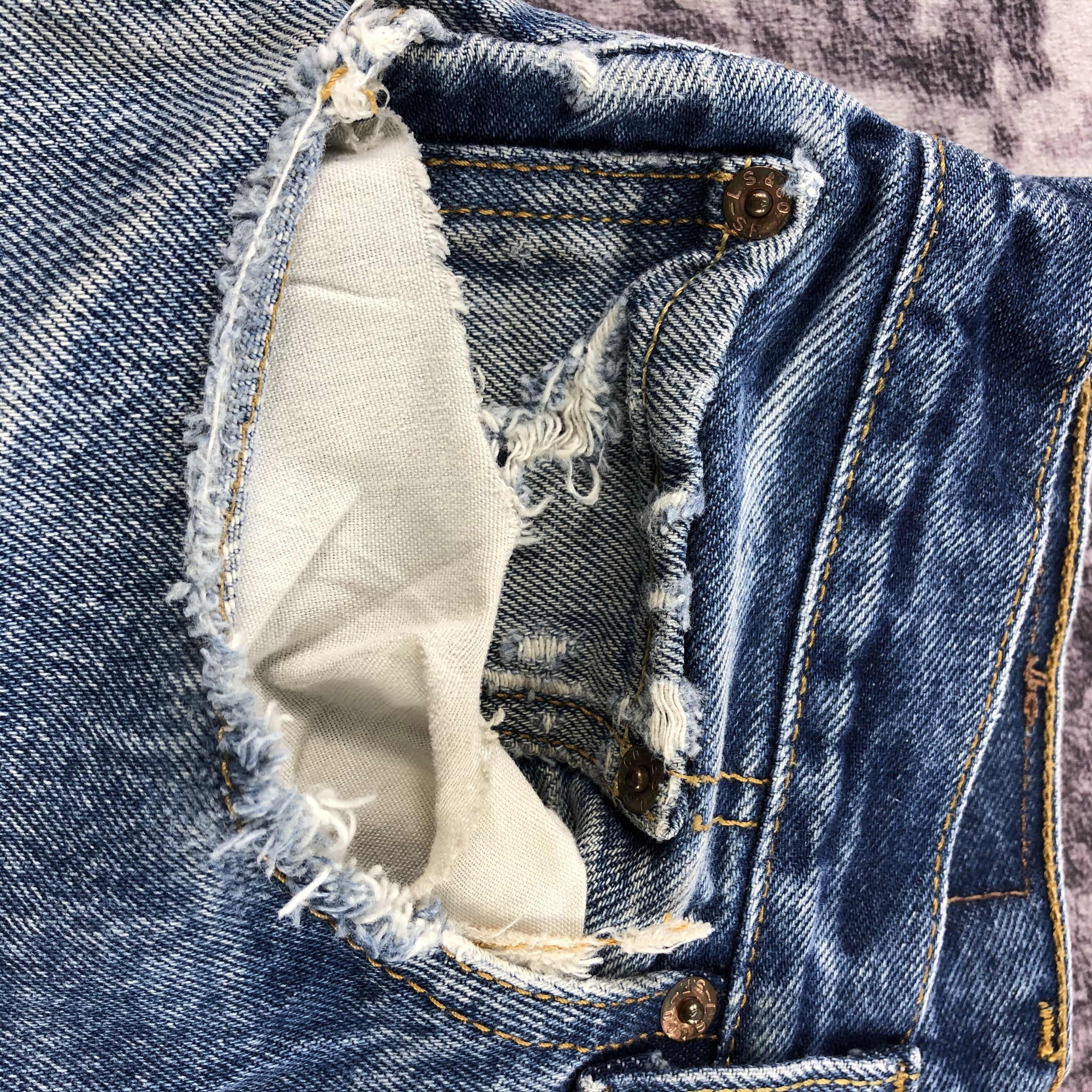 Levi's × Vintage Vintage Blue Wash Levis 501 Jeans-JM3025 Size US 40 / EU 56 - 12 Thumbnail