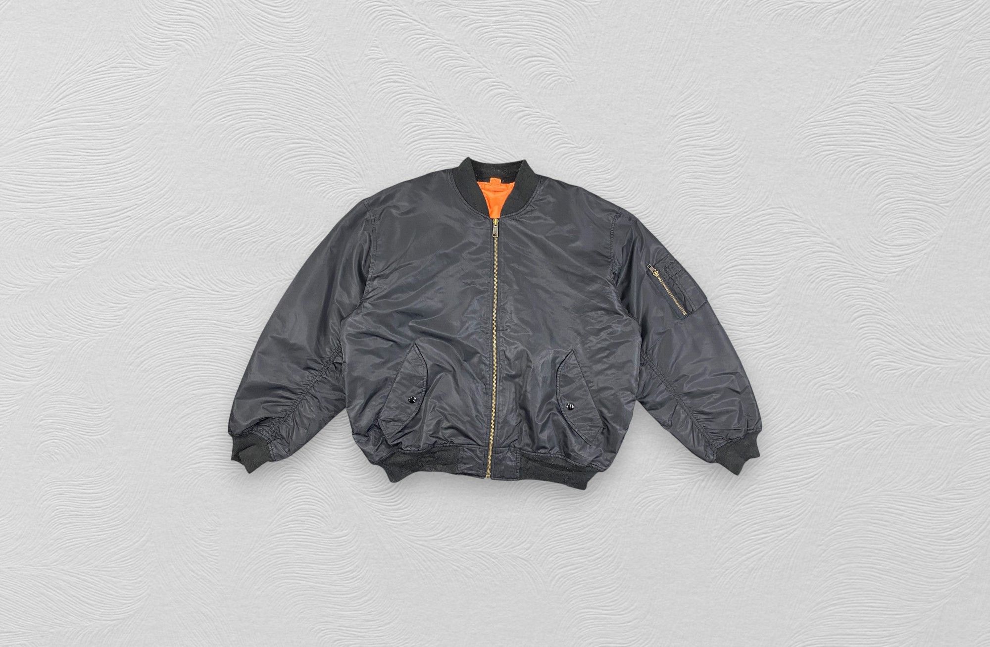 Japanese Brand Uniqlo Bomber Jacket -J089 Size US L / EU 52-54 / 3 - 1 Thumbnail