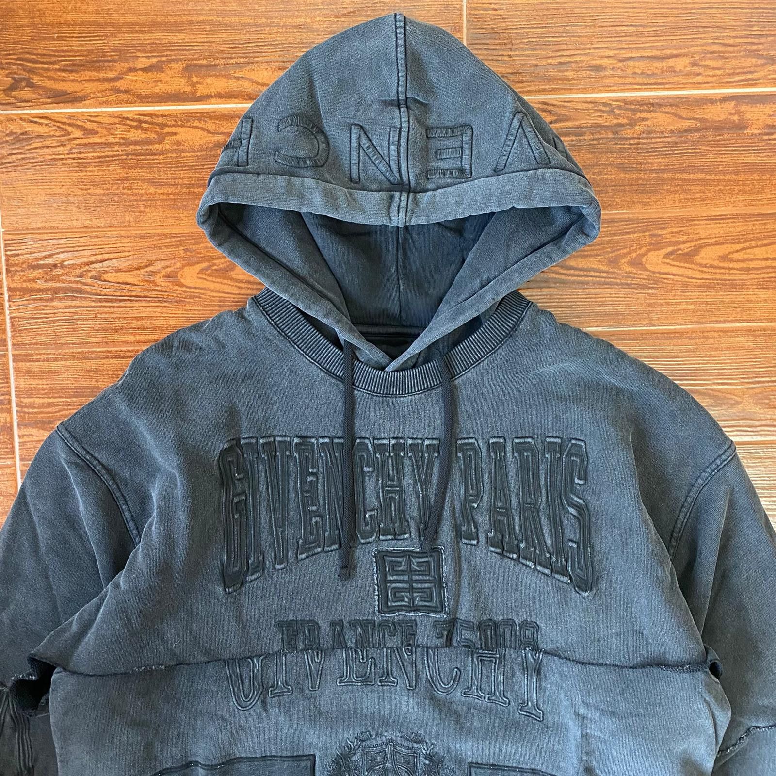Givenchy 1 of 1 Washed Black Multi Logo Layered Oversized Hoodie Size US M / EU 48-50 / 2 - 2 Thumbnail
