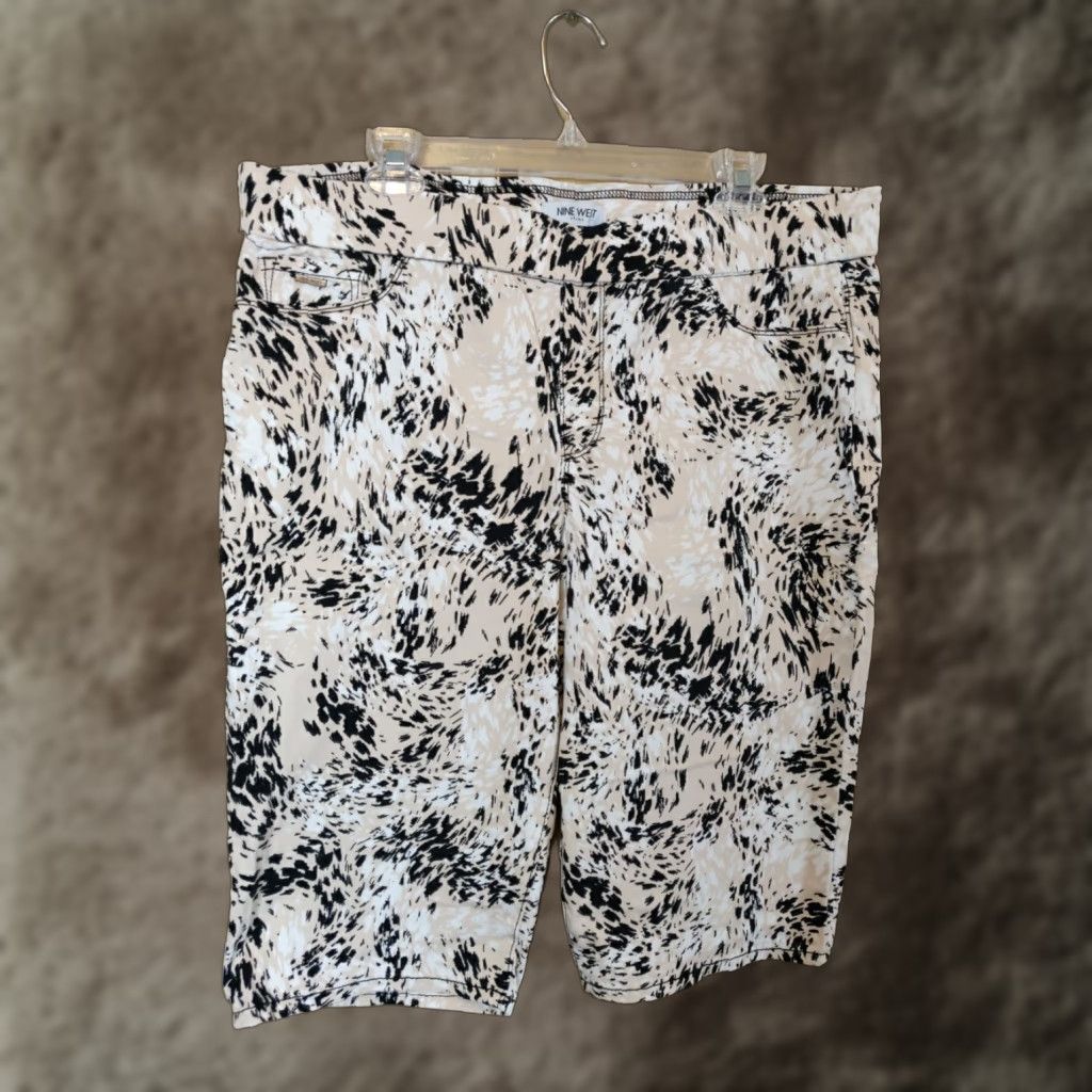 Nine West Women's Heidi Comfort Waist Pull-On Skimmer Shorts - Stretch & Flattering Fit