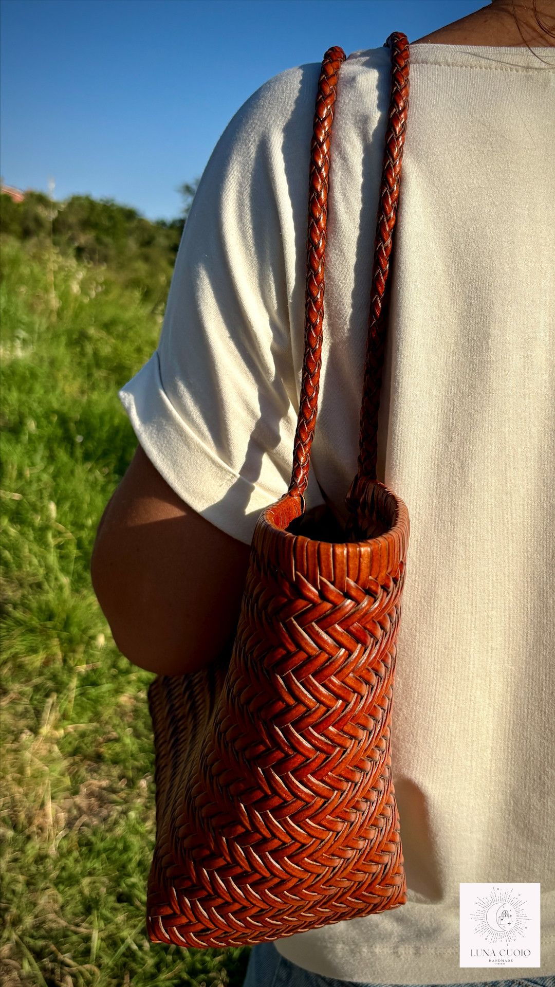 Vera Pelle Cowhide Tote Bag – Handmade Woven Leather Shoulder Bag Size ONE SIZE - 5 Thumbnail