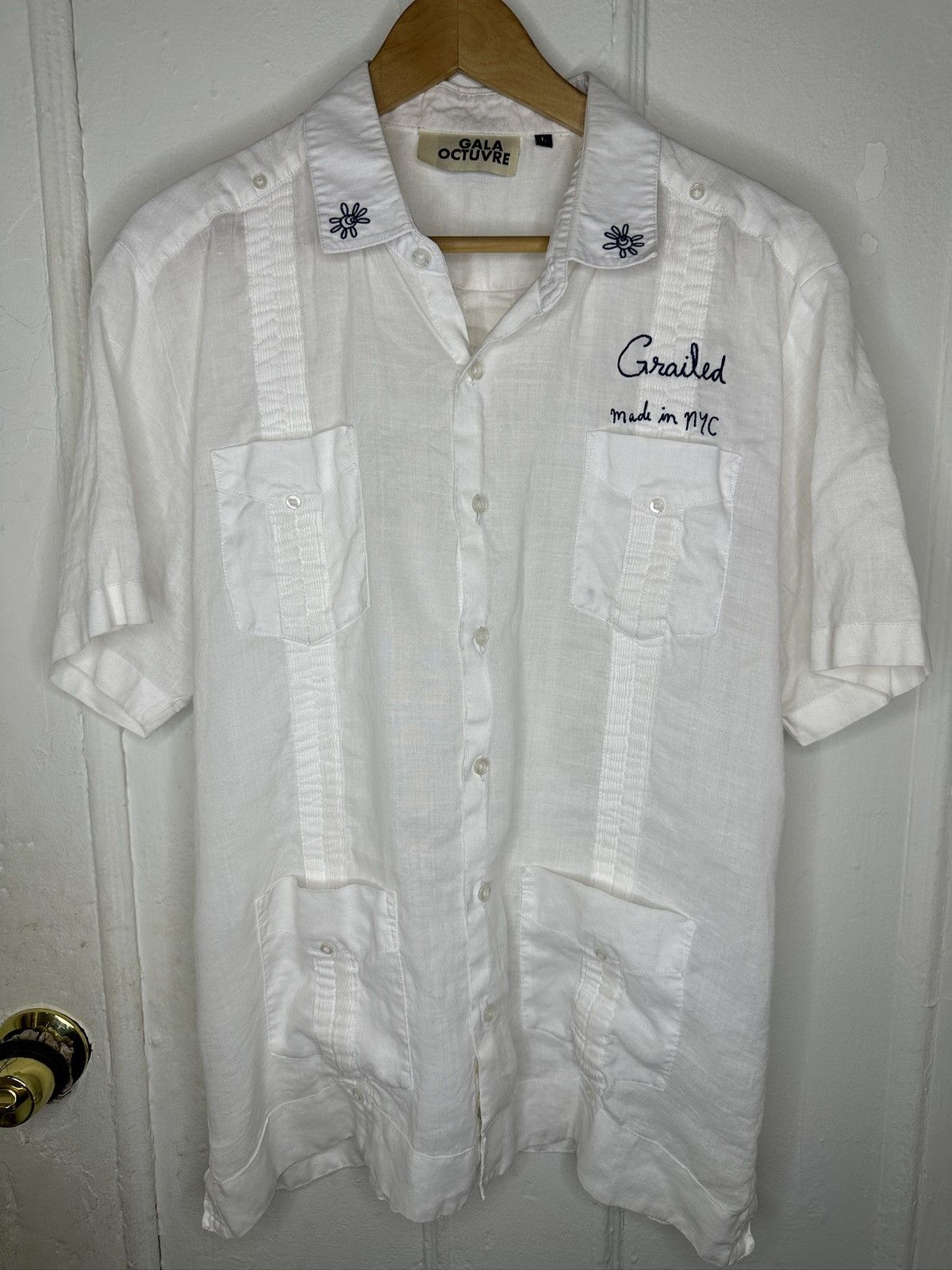 Grailed Embroidered Linen Guayabera Staff Gift Size US L / EU 52-54 / 3 - 1 Thumbnail