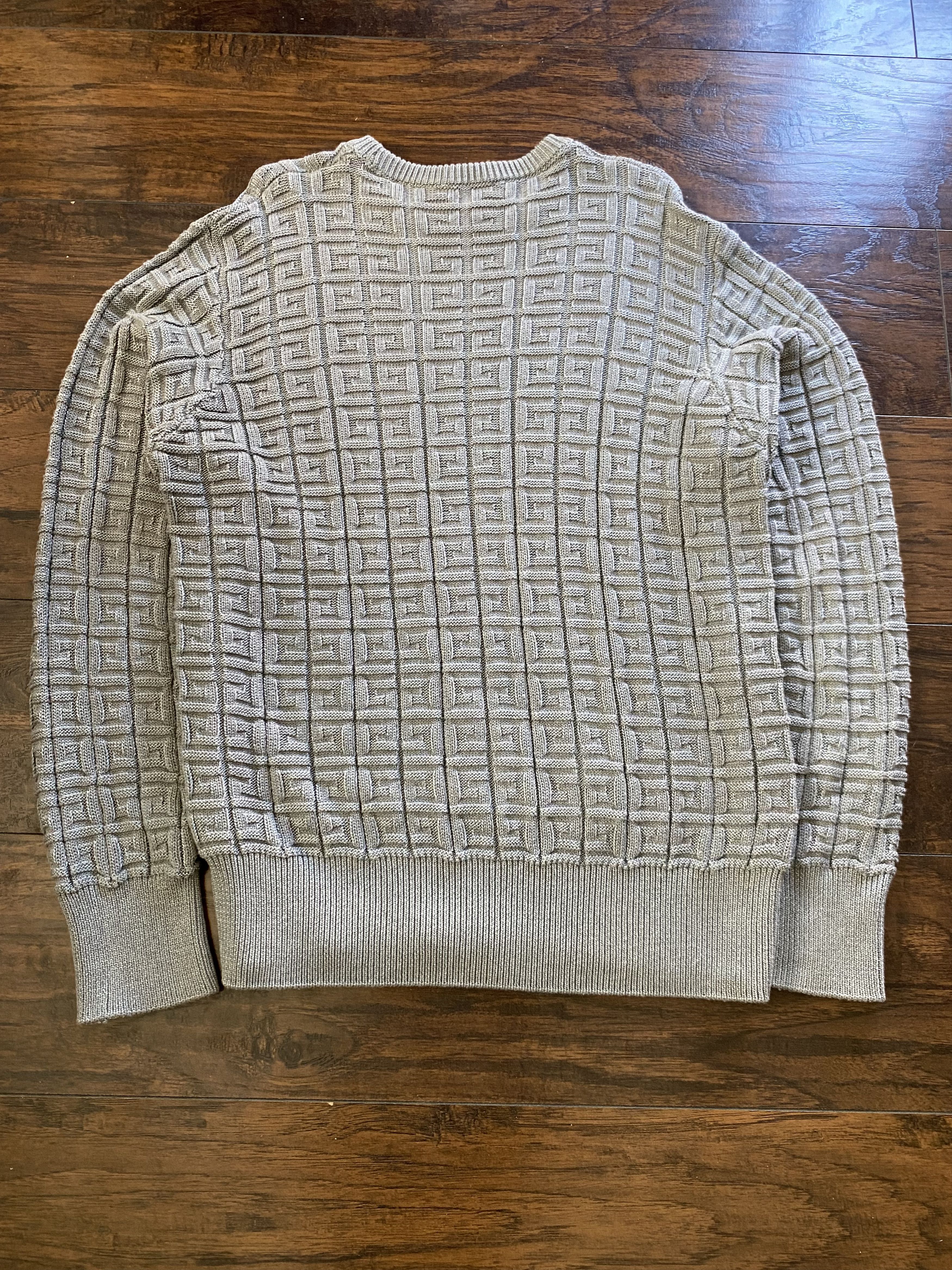 Givenchy Givenchy Grey Embossed 4G Sweater Size US XL / EU 56 / 4 - 2 Thumbnail