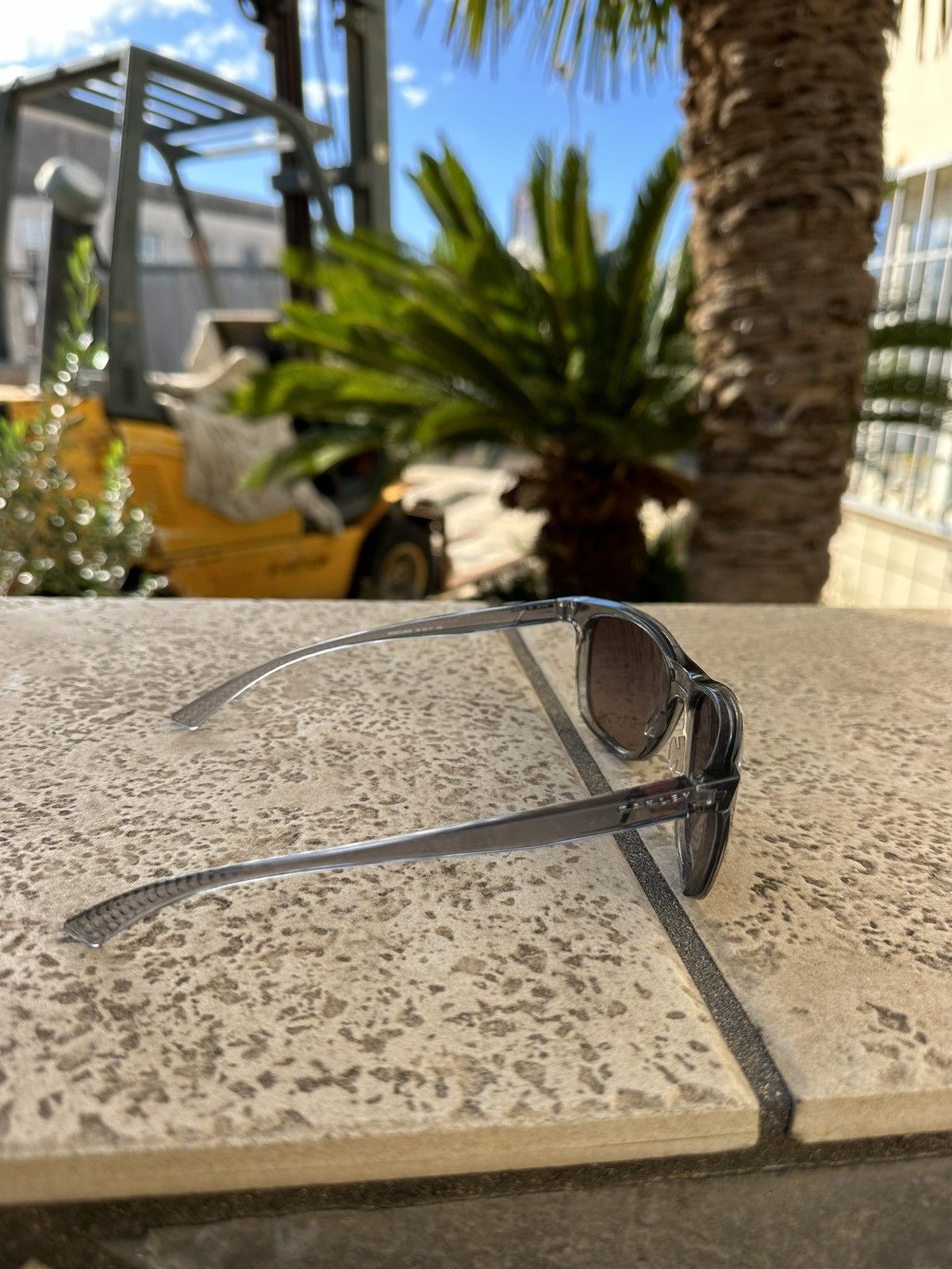 Oakley Oakley Sunglasses Grey Leadline OO9473-0456 Size ONE SIZE - 4 Thumbnail