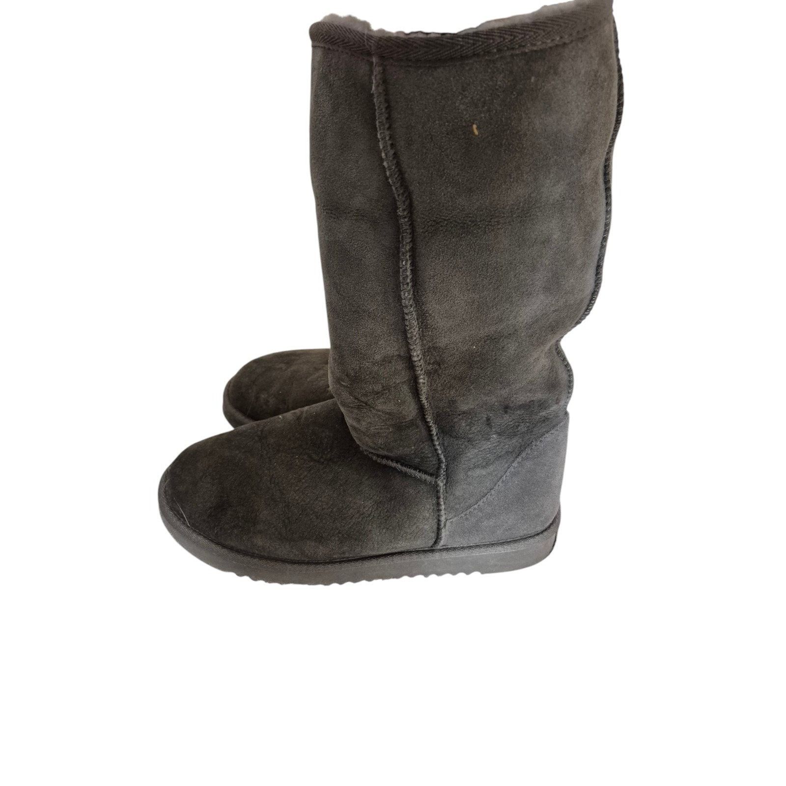 Other Classic Suede Sheepskin Shearling Lined Soft Boots Gray Sz 1 Size US 10 / IT 40 - 2 Thumbnail