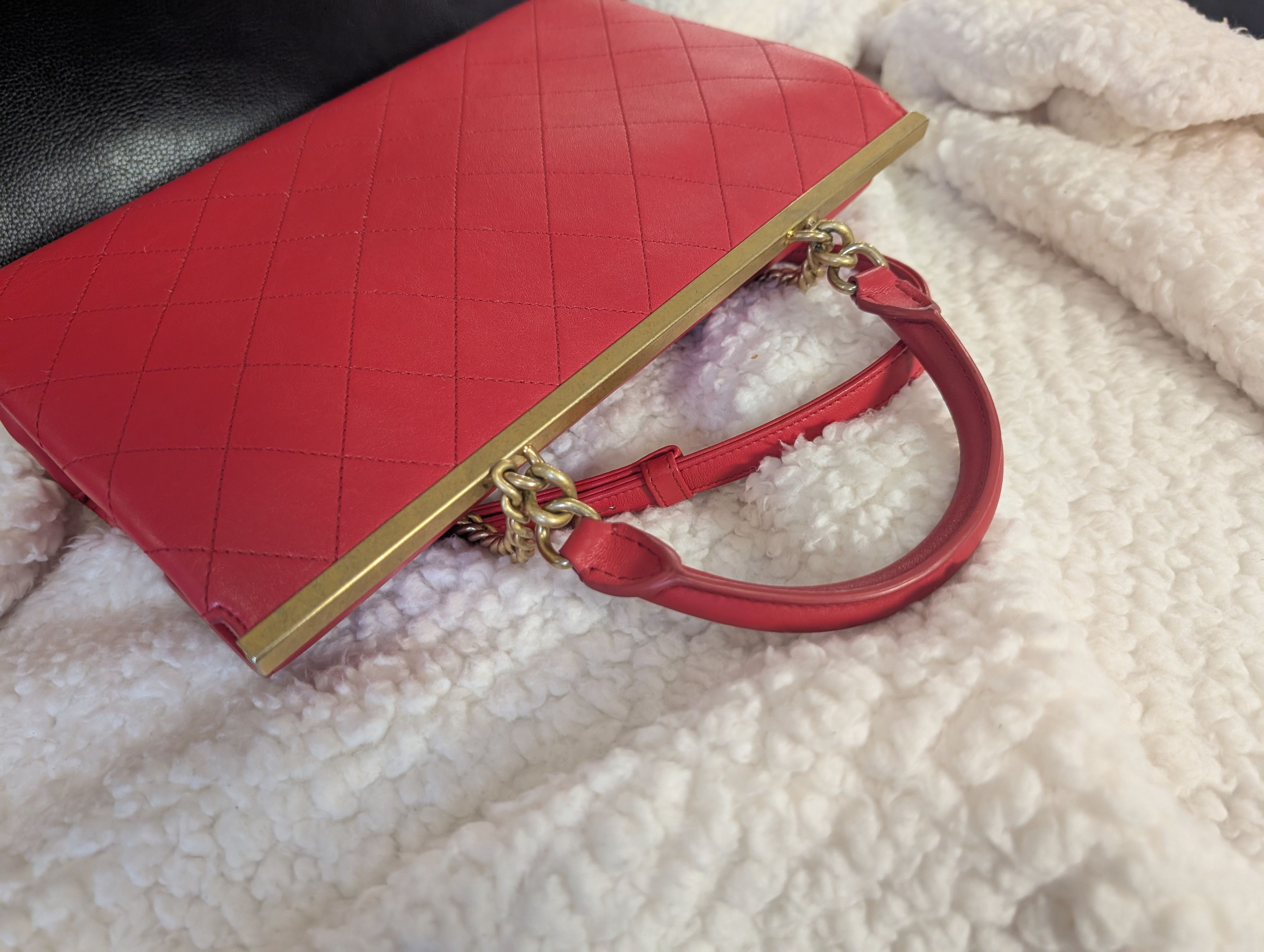 Chanel CHANEL Red Quilted Top Handle Shoulder Bag Size ONE SIZE - 8 Thumbnail
