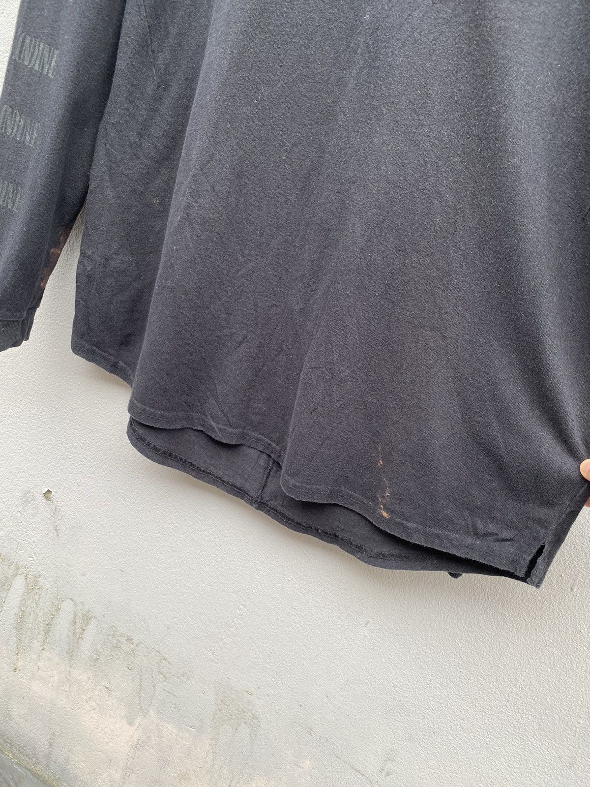 Number (N)ine Number (N)ine Distressed Longsleeve Tshirt Size US S / EU 44-46 / 1 - 8 Thumbnail