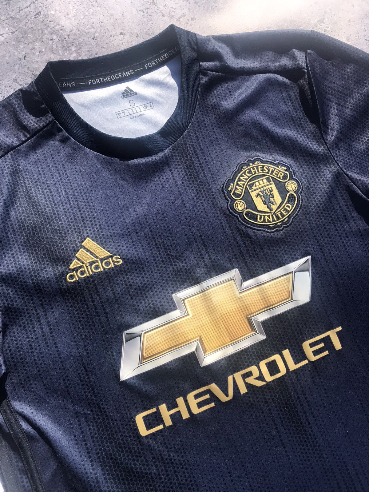 Adidas Adidas Manchester United 18/19 Soccer Jersey Size US S / EU 44-46 / 1 - 4 Thumbnail