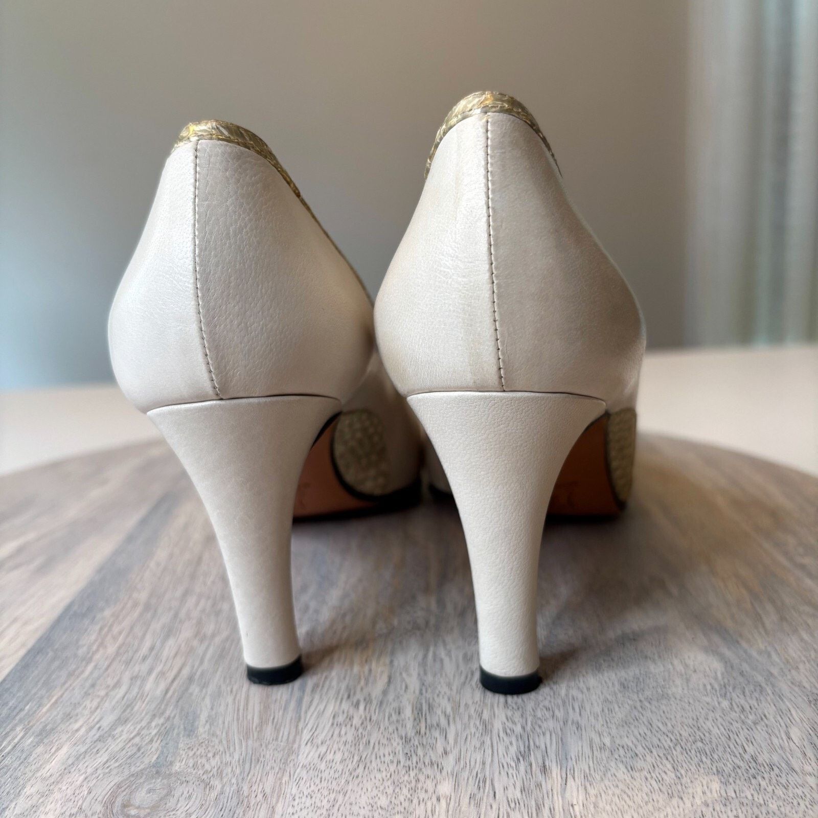 Yves Saint Laurent Yves Saint Laurent Cream Leather Pumps Heels Shoes Size 8.5 Size US 8.5 / IT 38.5 - 8 Thumbnail