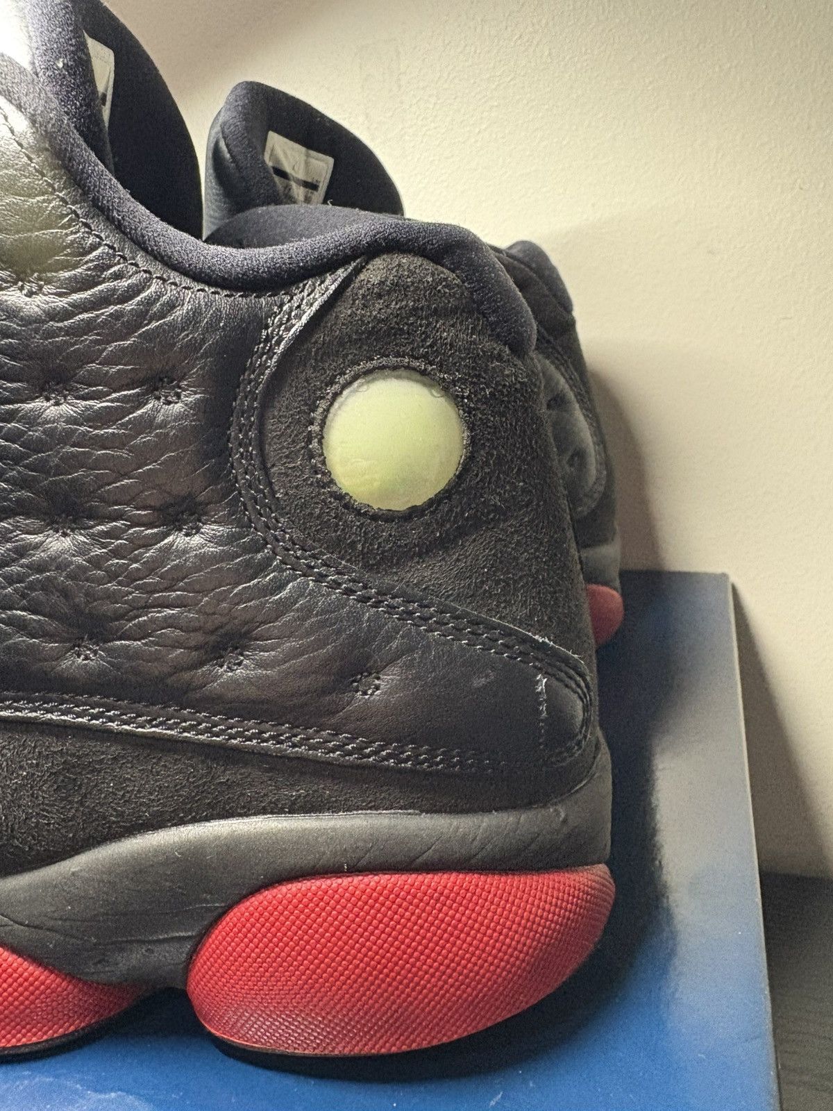 Jordan Brand Nike Air Jordan 13 Retro Dirty Bred 414571-003 Size 12 Size US 12 / EU 45 - 4 Thumbnail