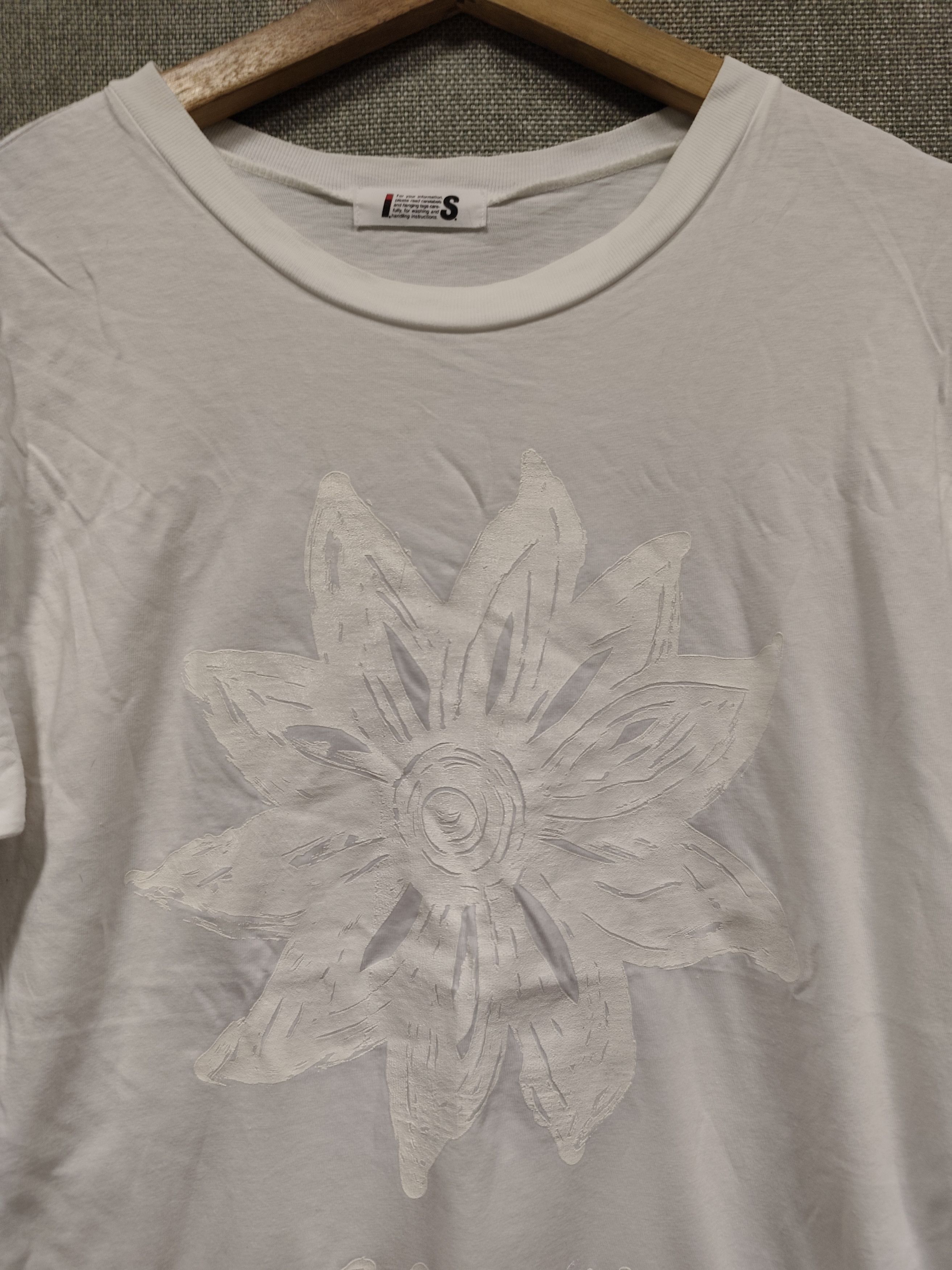 Issey Miyake Vintage 80s I.S. Chisato Tsumori Design Flower Tee Size US M / EU 48-50 / 2 - 4 Thumbnail