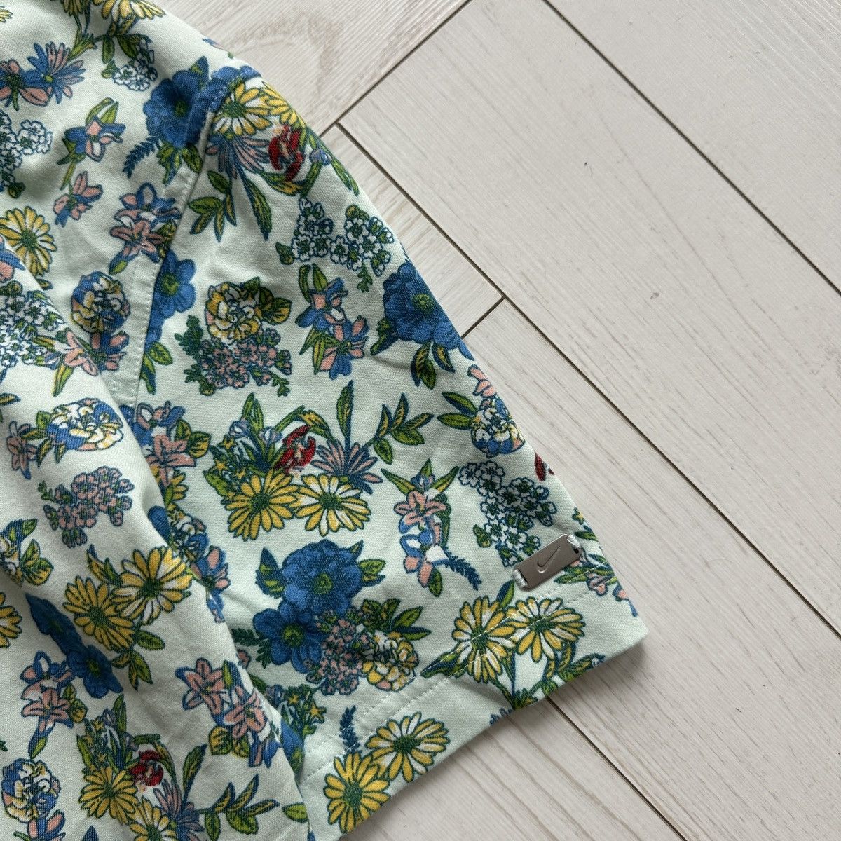 Nike Nike polo golf floral print streetwear vintage rare lobster Size US M / EU 48-50 / 2 - 8 Thumbnail