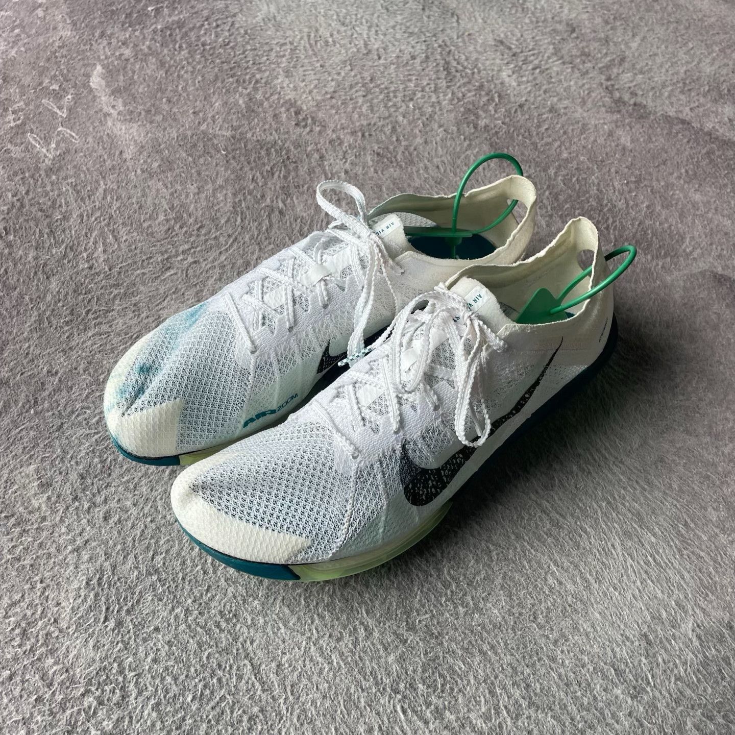 Nike Nike ZOOM VICTO Green Lowtop Sneakers 42 Men Size US 9 / EU 42 - 1 Thumbnail