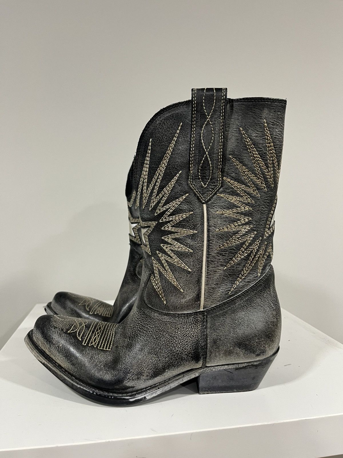 Golden Goose Wish Star Low. Size EU 36 US 6 Size US 6 / IT 36 - 6 Thumbnail
