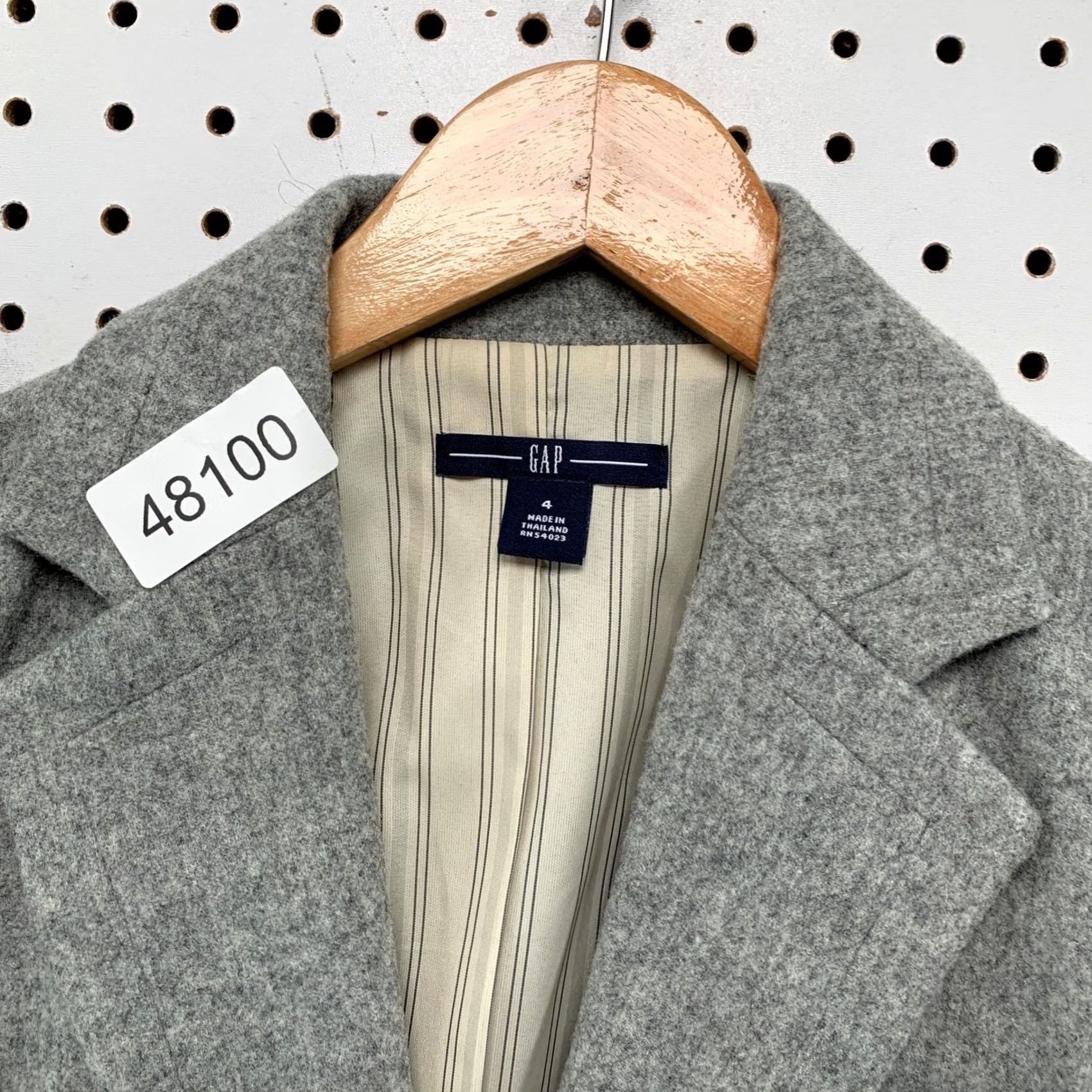 Gap Gap Blazer Jacket Gray Wool Blend One-Button Notch Lapel Size 4 Womens Work Casual Business Size S / US 4 / IT 40 - 2 Thumbnail