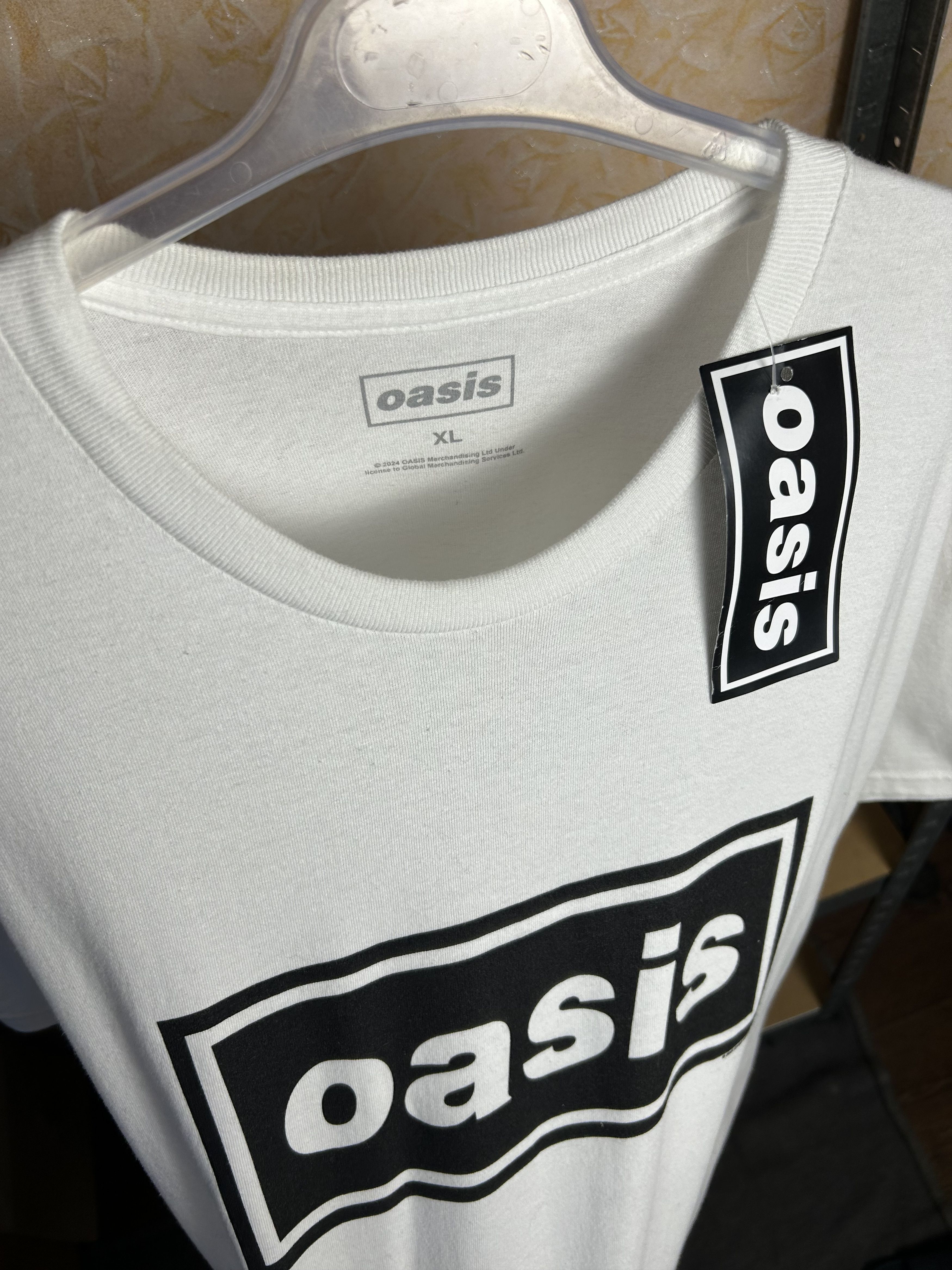 Band Tees Vintage 2024 Oasis Rock Band T-shirt Size US XL / EU 56 / 4 - 6 Thumbnail
