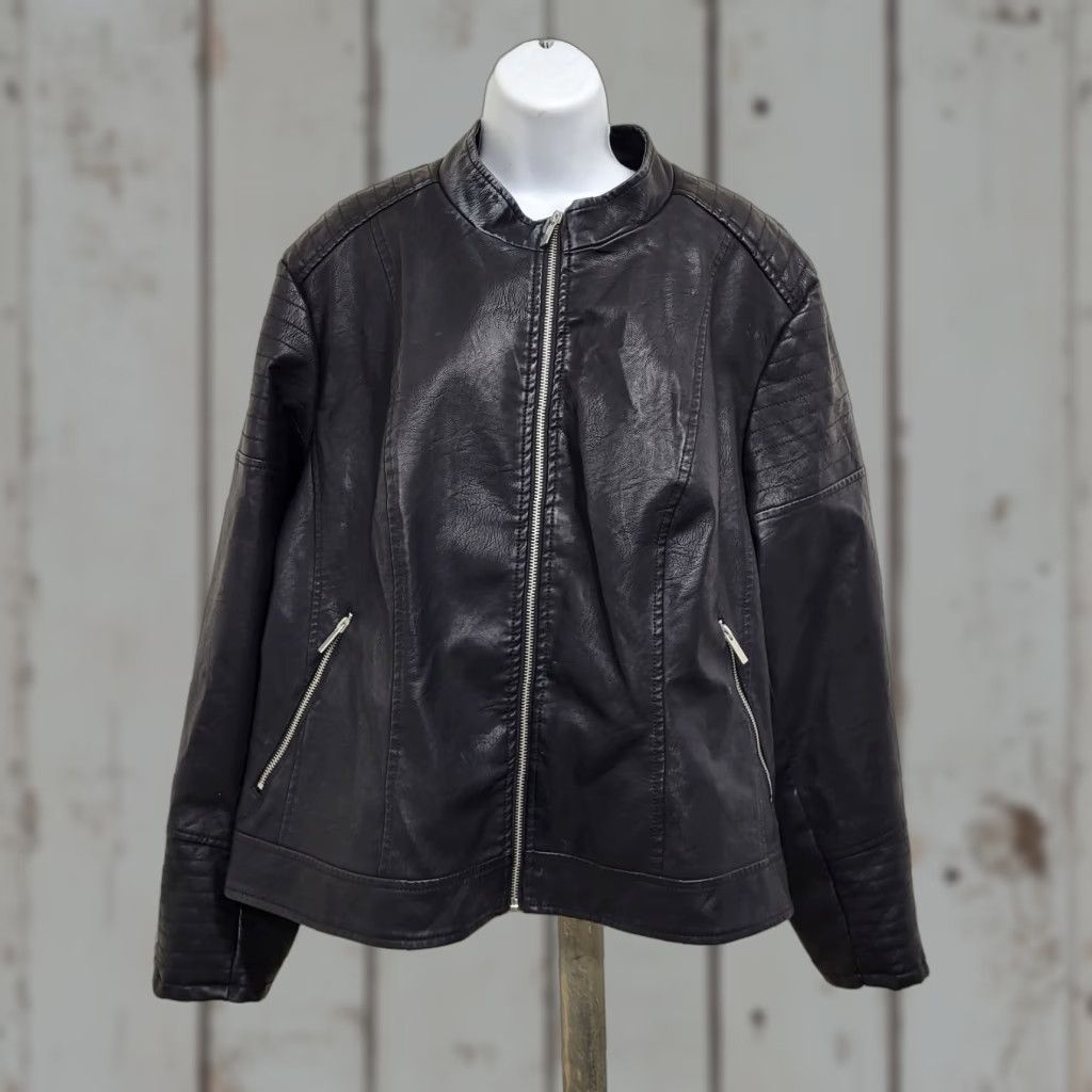Vintage Baccini Jacket Biker Womens 3X Black Faux Leather Motorcycle Short Sleeve Long Sleeve Zip Winter Casual Plus Size Mens? Wait. Size XXL / US 16-18 / IT 52-54 - 1 Thumbnail