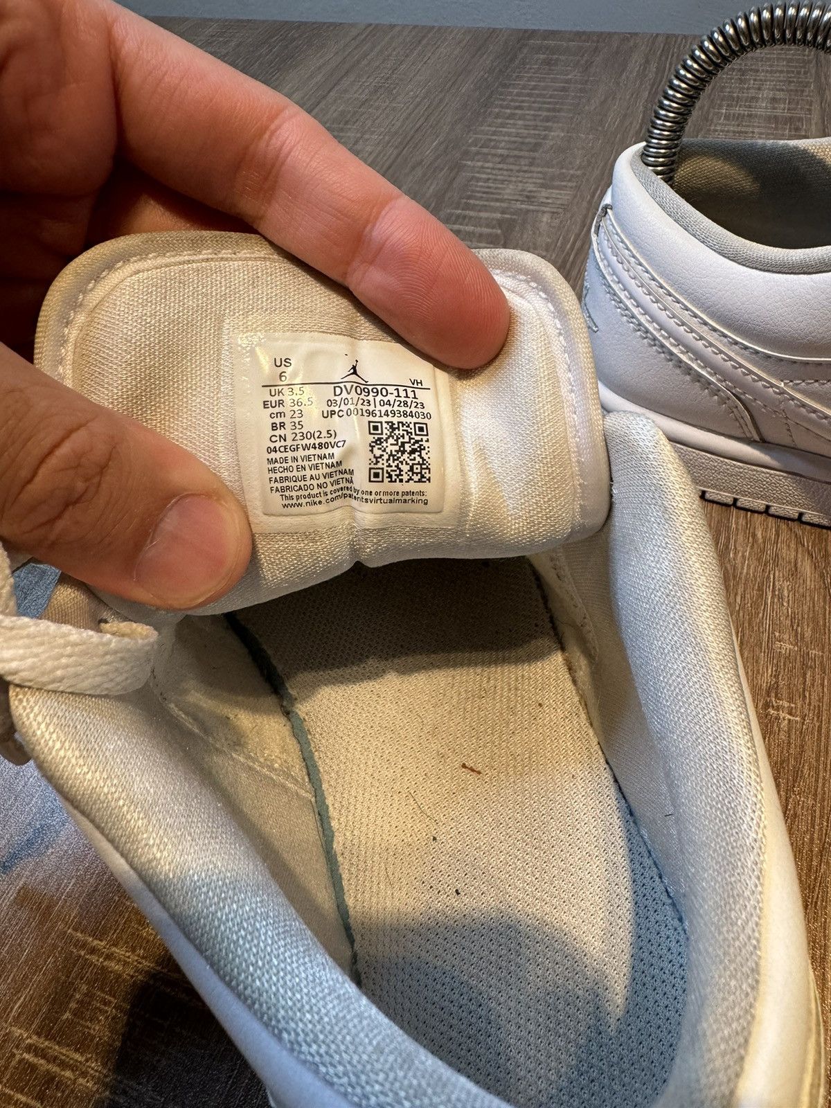 Jordan Brand Nike Air Jordan 1 Low Triple White Women’s Size 6 Sneakers Size US 6 / IT 36 - 7 Thumbnail