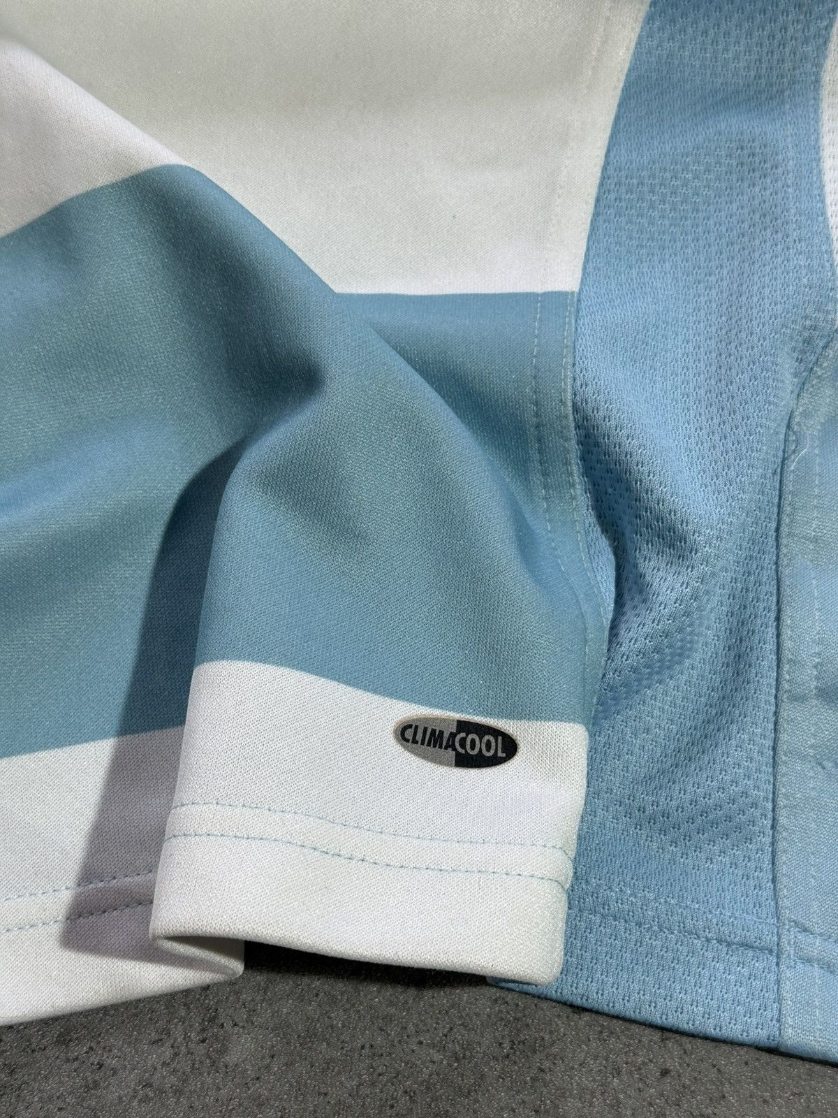 Adidas Rare 2008 Adidas Argentina U.A.R Rugby Shirt soccer jersey Size US L / EU 52-54 / 3 - 9 Thumbnail