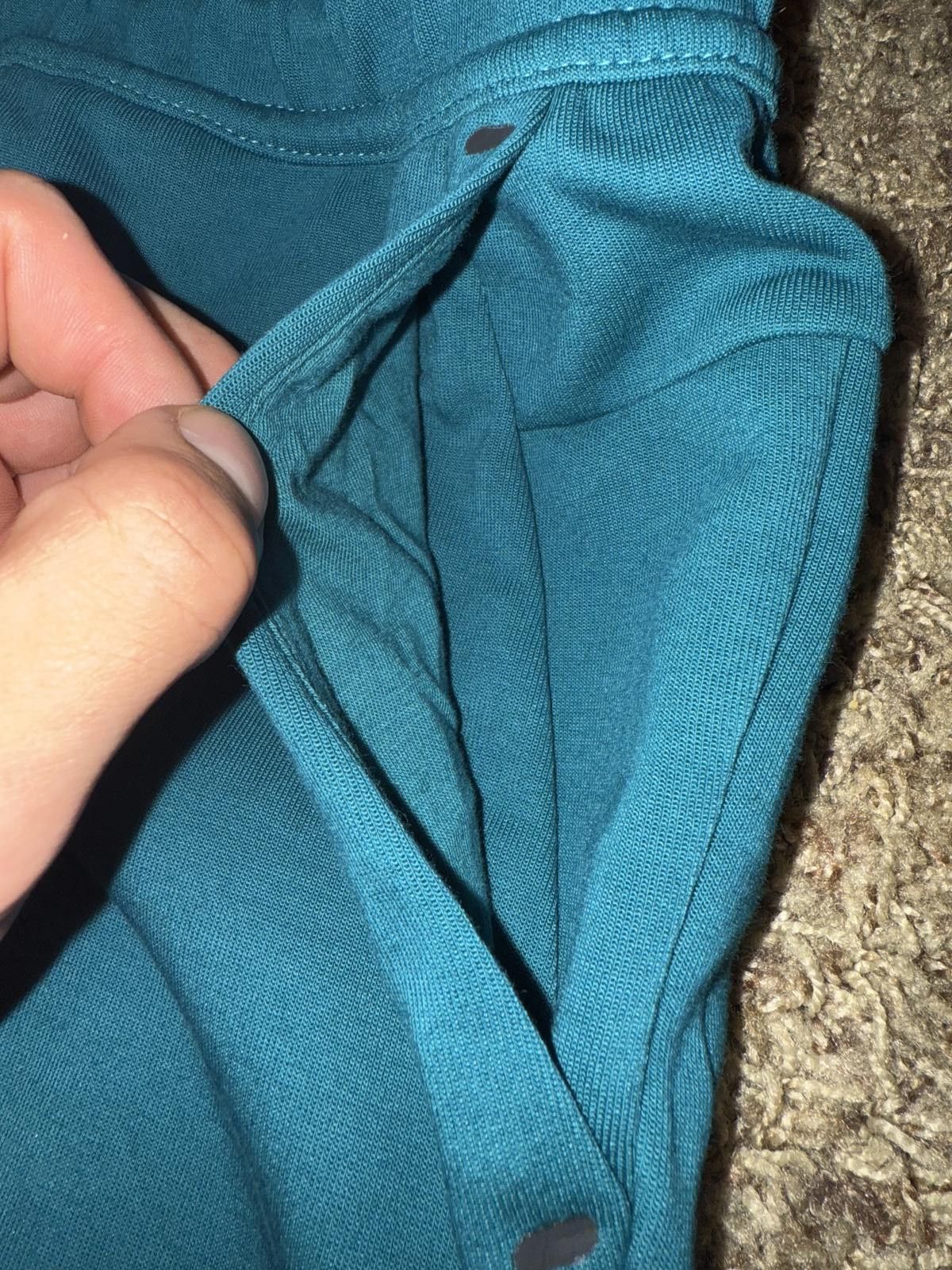 Nike UNRELEASED Nike Men’s Portugal Tech Fleece CristianoRonaldo CR7 Shorts Sample Size US 40 / EU 56 - 7 Thumbnail