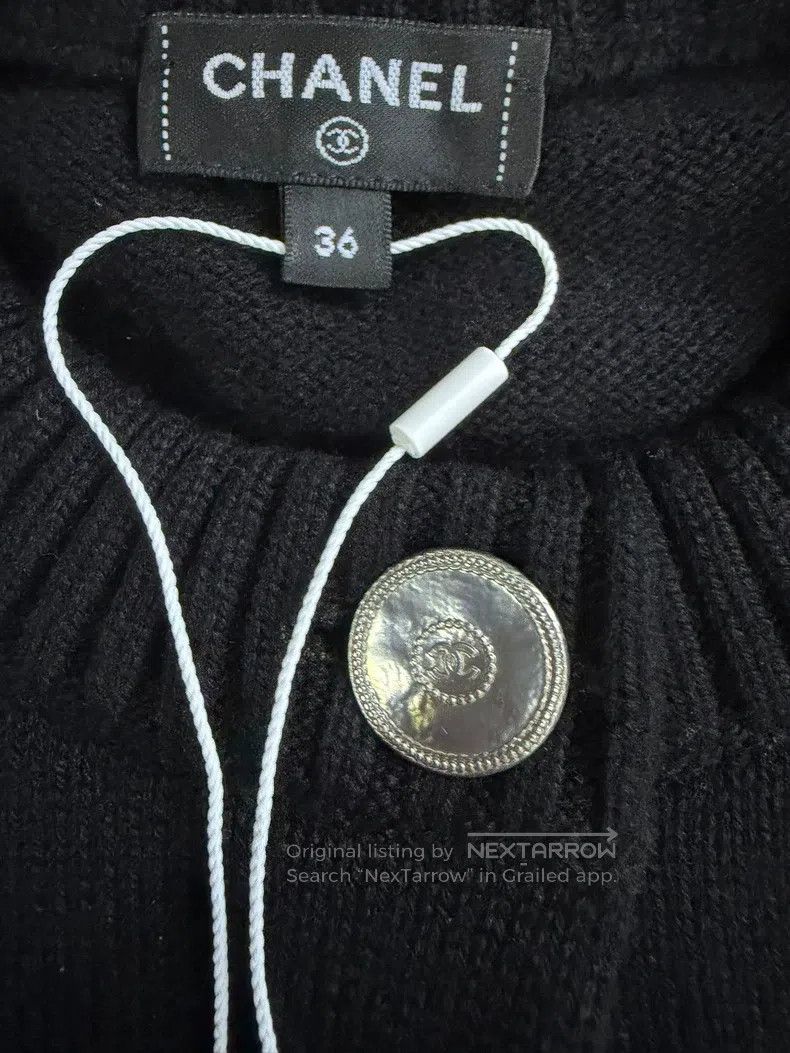 Chanel Chanel Black velvet coin buckle sweater cardigan coat Size XS / US 0-2 / IT 36-38 - 3 Thumbnail