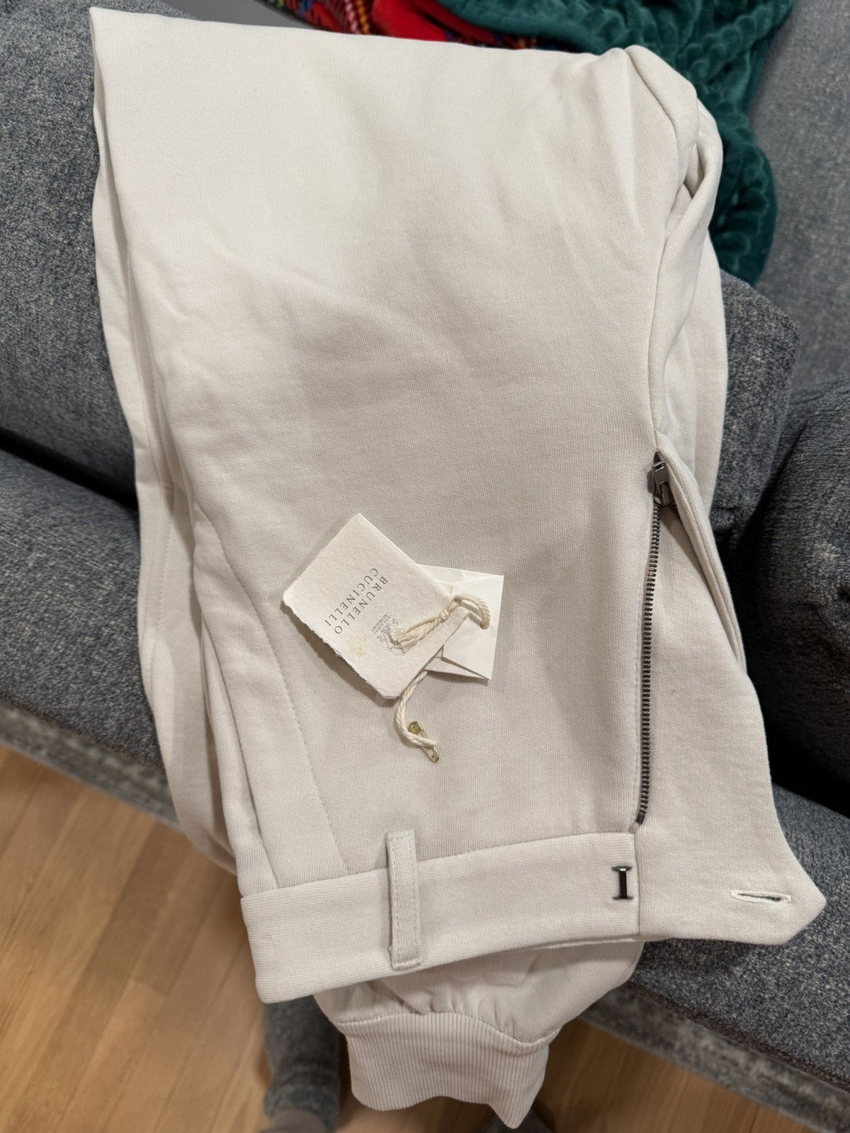 Brunello Cucinelli Joggers – Brown/Neutral – Size XS $1010
