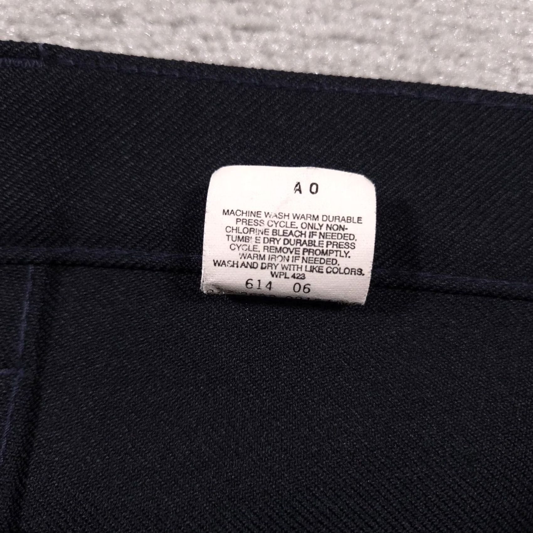 Levi's Levi's Pants Mens 40 Cotton Polyester Dress Slacks Navy Blue Straight Front Zip Pockets 40x30 Regular Size US 40 / EU 56 - 7 Thumbnail
