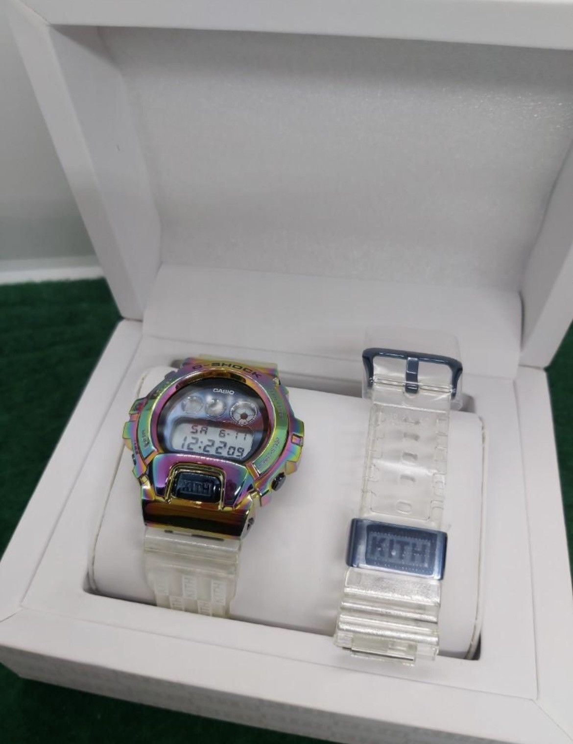 G Shock CASIO G-SHOCK x KITH GM-6900 Iridescent Rainbow 2021 BNIB