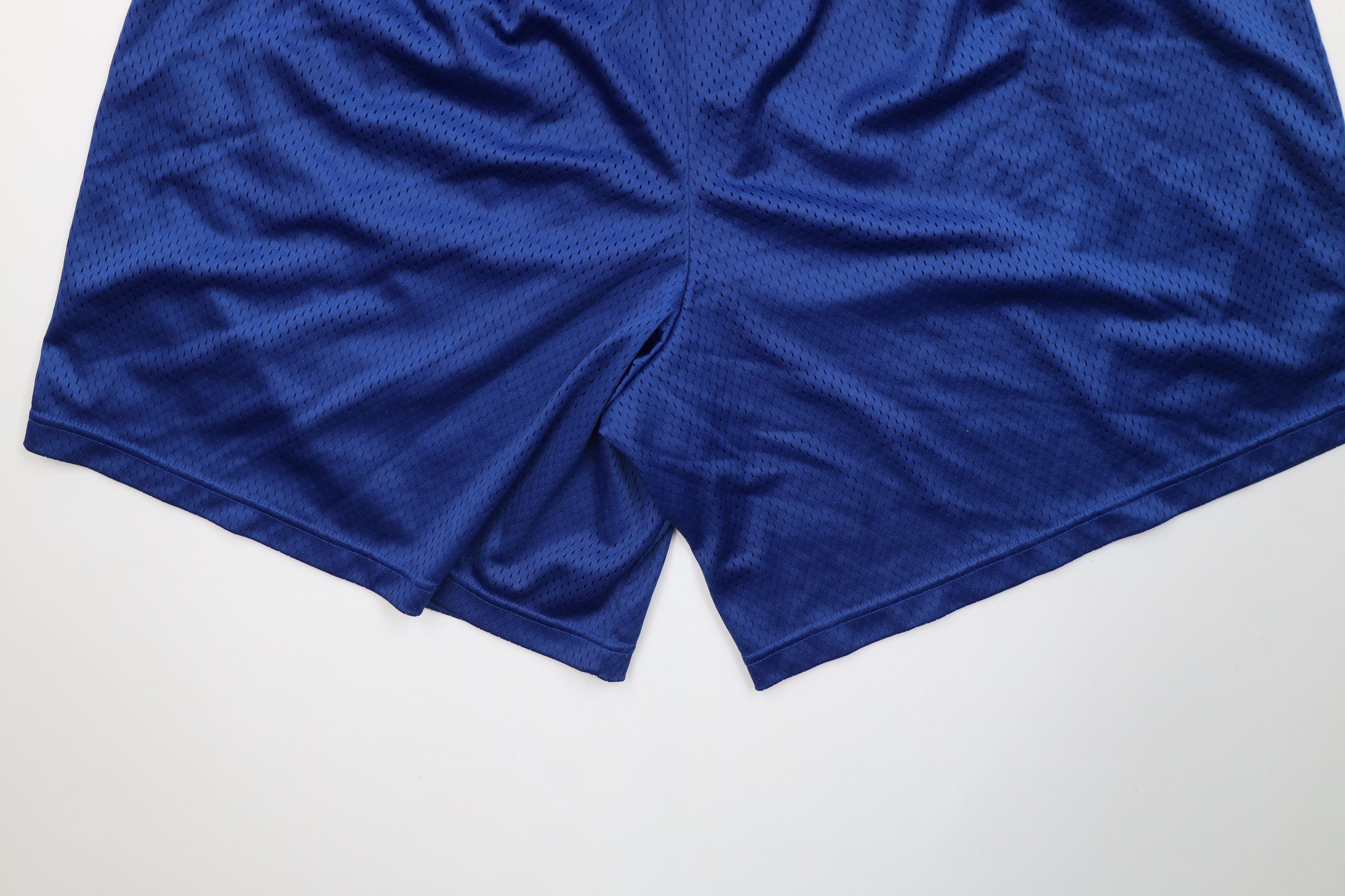 Champion Vintage Y2K Champion Logo Above Knee Mesh Shorts Royal Blue Size 38" / US 16 / IT 52 - 11 Thumbnail