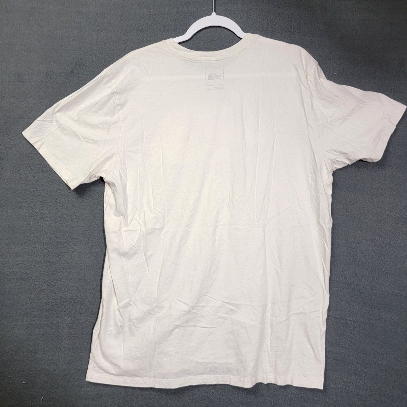 The North Face The North Face Shirt Mens XL White Nature Lightweight Outdoors T-Shirt Casual Size US XL / EU 56 / 4 - 5 Thumbnail