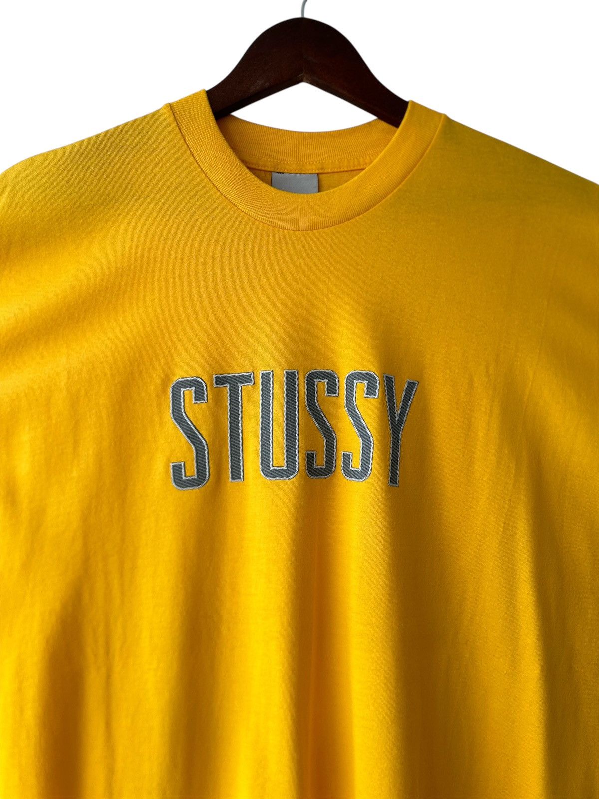 Stussy Vintage 1990s Stussy No4 Center Design Skate Tee Size US XL / EU 56 / 4 - 2 Thumbnail