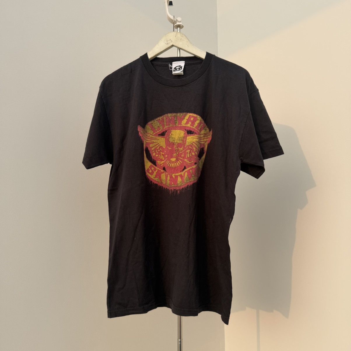 Band Tees Lynyrd Skynyrd Skull Wings Graphic Tee Size US M / EU 48-50 / 2 - 1 Thumbnail
