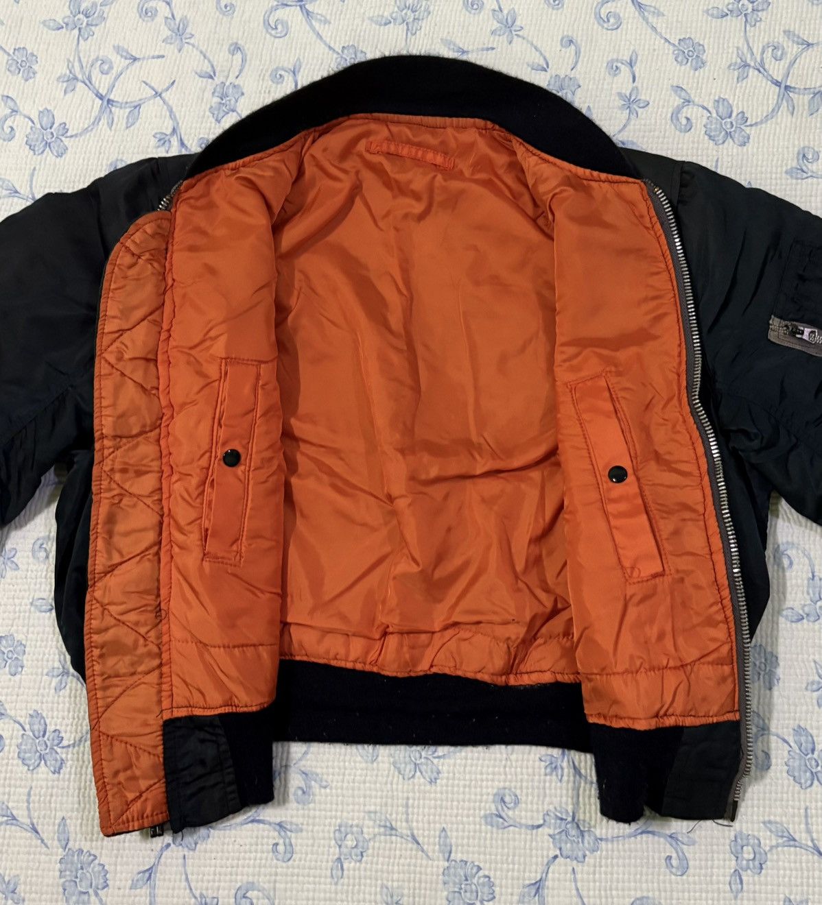 Alpha Industries Alpha Industries Flight Bomber Jacket Size US L / EU 52-54 / 3 - 6 Thumbnail