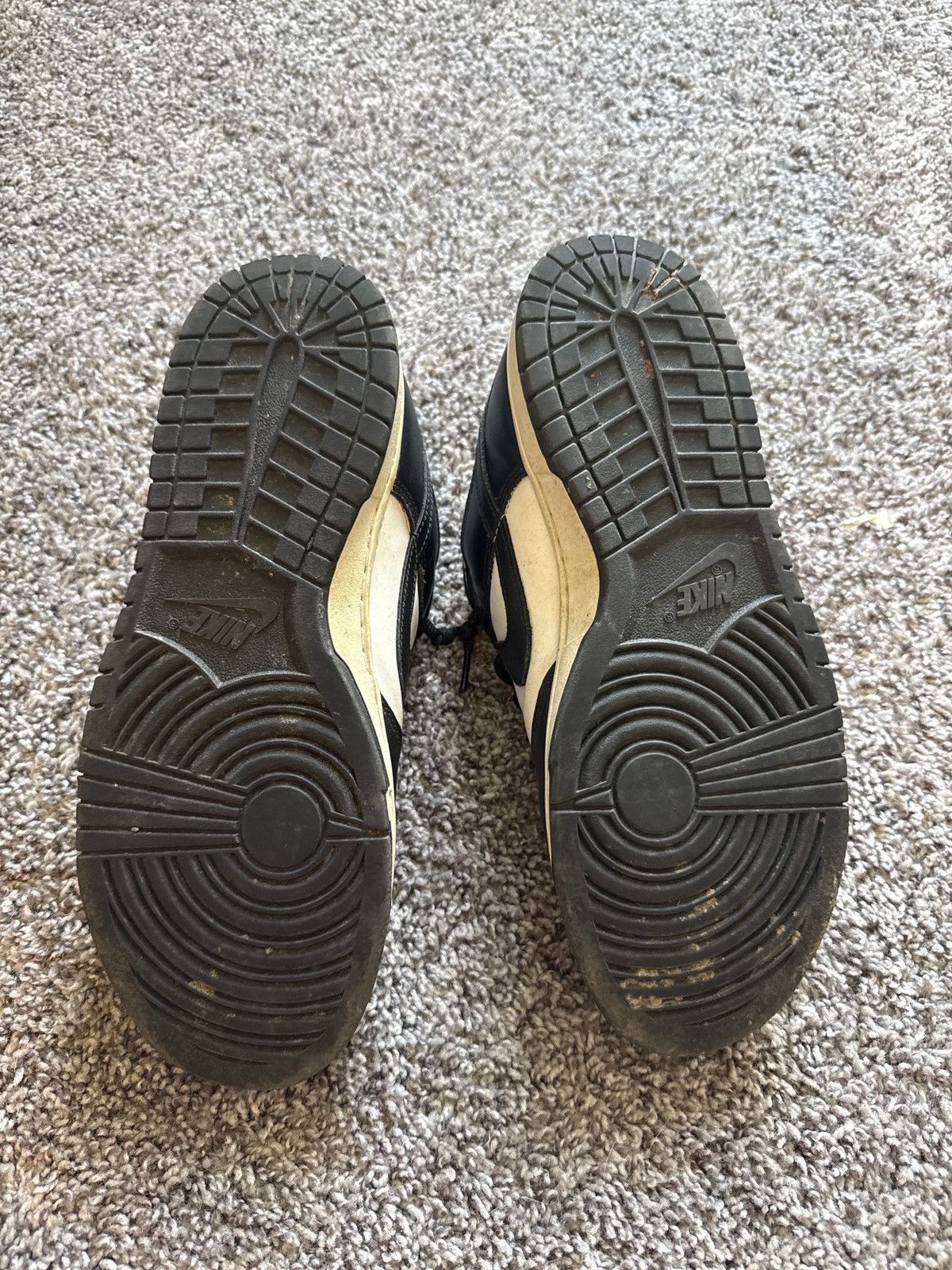 Nike Size 10 Panda Dunks Men’s with box. Size US 10 / EU 43 - 4 Thumbnail