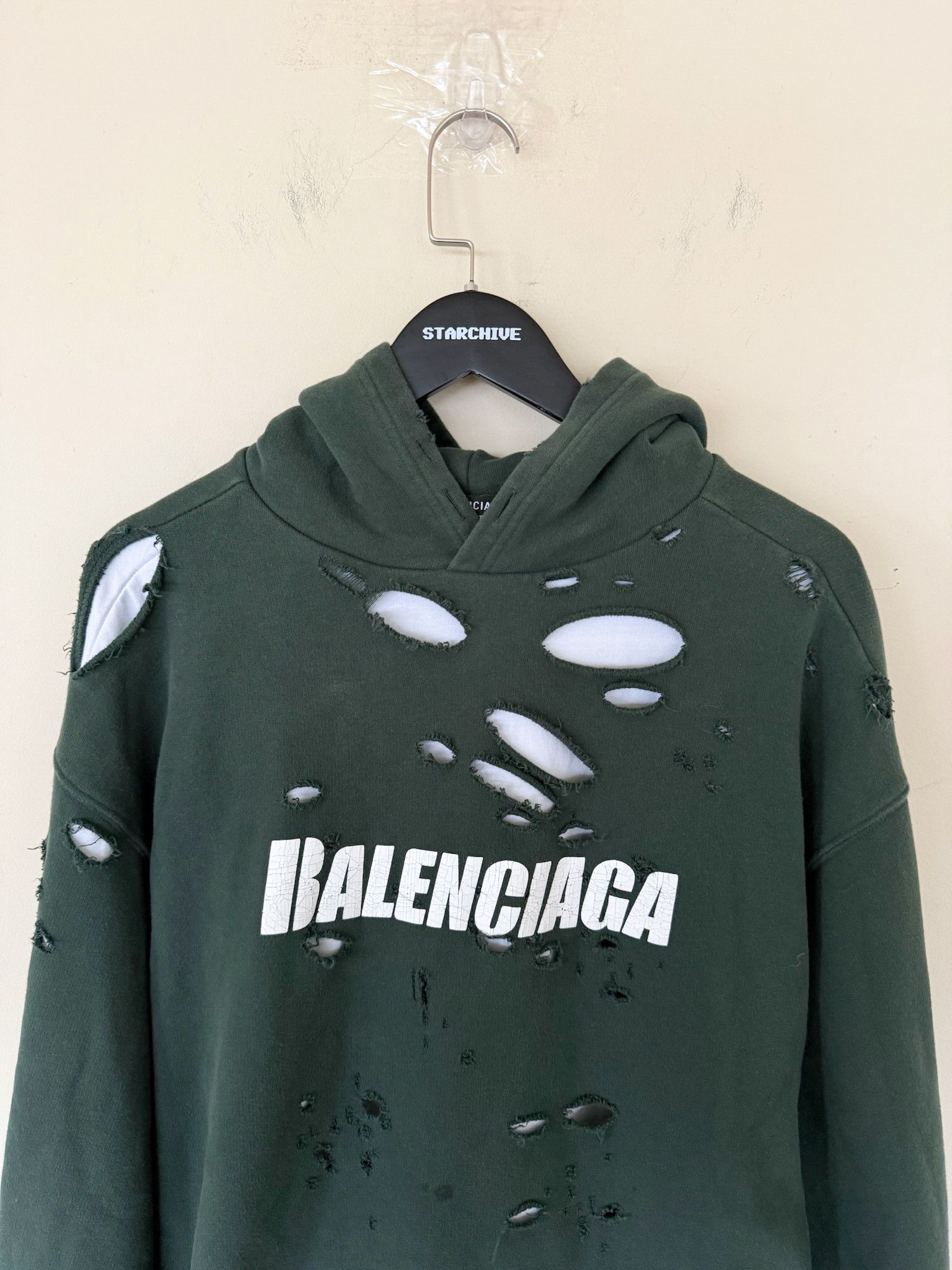 Balenciaga Balenciaga Caps Destroyed Hoodie Size US XS / EU 42 / 0 - 3 Thumbnail