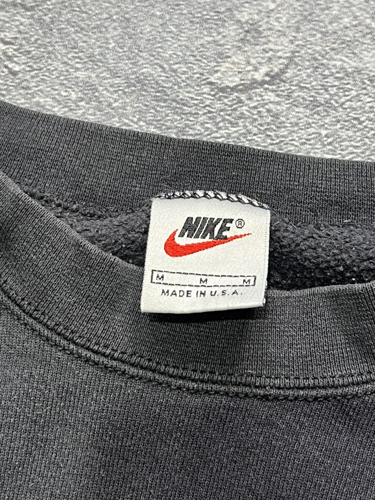 Nike Vintage Nike Sweatshirt 90s Big Central Logo Size US M / EU 48-50 / 2 - 7 Thumbnail