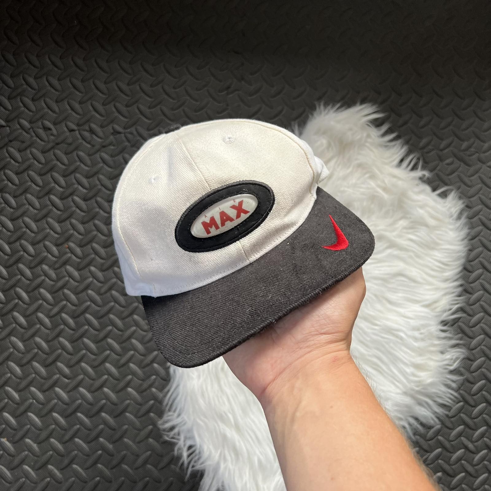 Vintage Vintage Nike Air Swoosh 90s Cap Size ONE SIZE - 1 Thumbnail