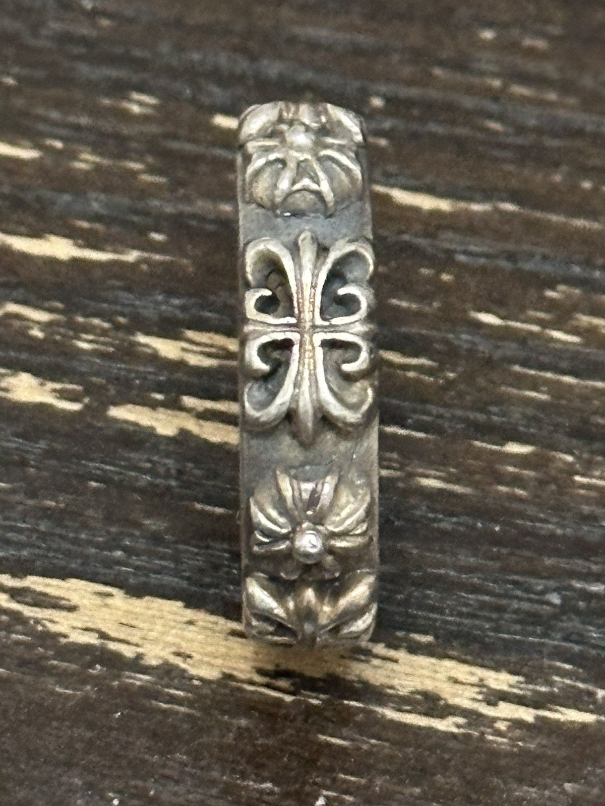 A&G Rock 2000’s A&G Rock N Roll Couture Multi-Cross Ring Size ONE SIZE - 5 Thumbnail