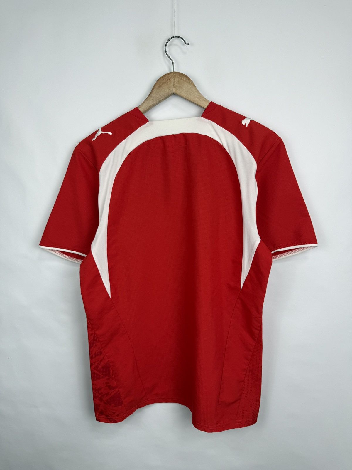 Puma 🇨🇭Vintage 2006 Puma Switzerland National Team Soccer Jersey Size US S / EU 44-46 / 1 - 9 Thumbnail