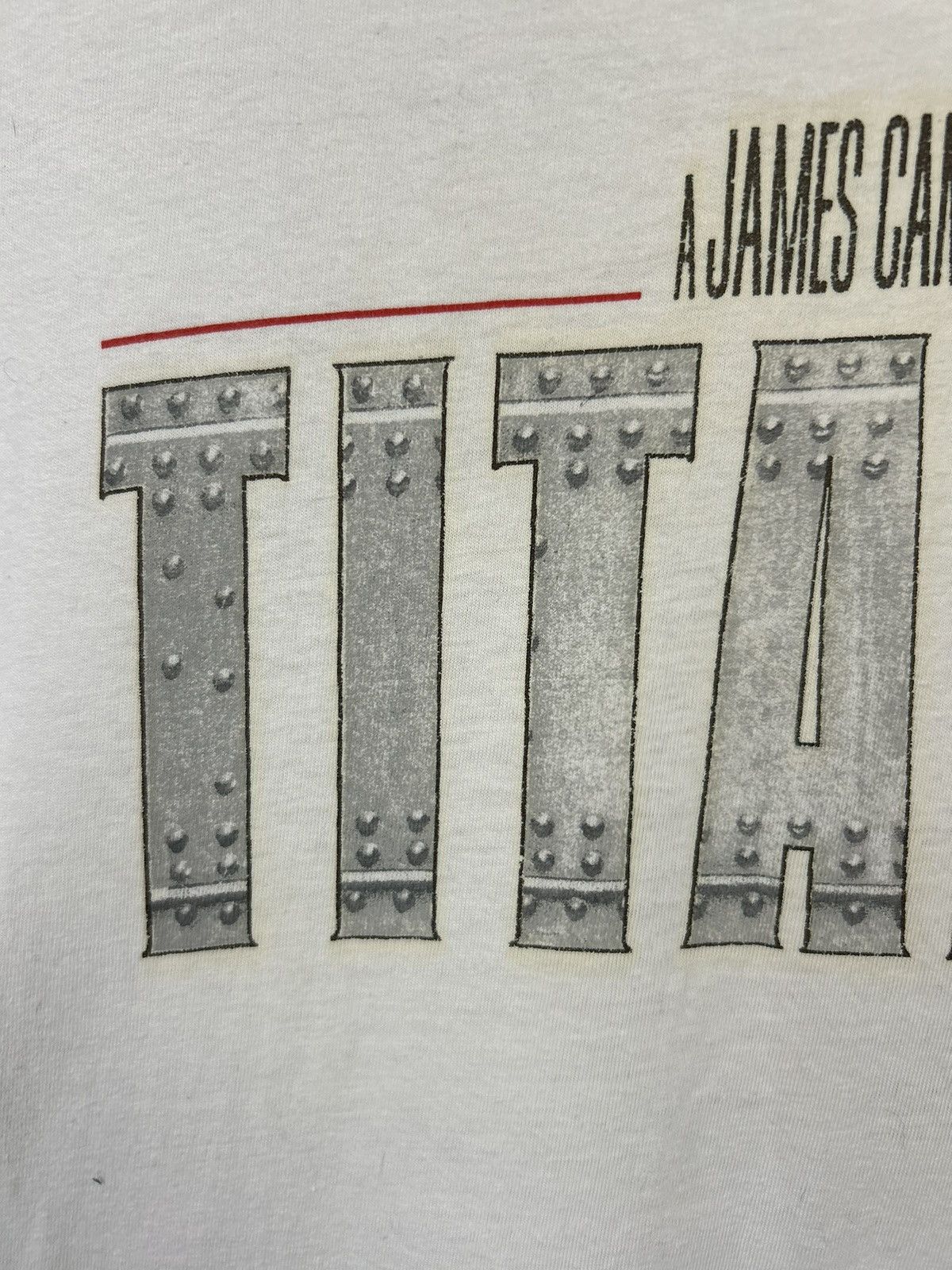 Vintage Vintage 90s Titanic a James Cameron Film 1998 Movie T shirt Size US XL / EU 56 / 4 - 8 Thumbnail
