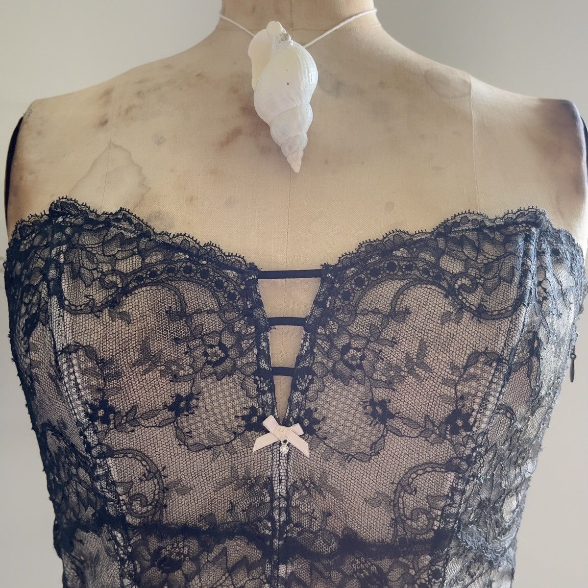 Victoria's Secret Victoria’s Secret Black Lace Corset Top (Large) Size L / US 10 / IT 46 - 10 Thumbnail