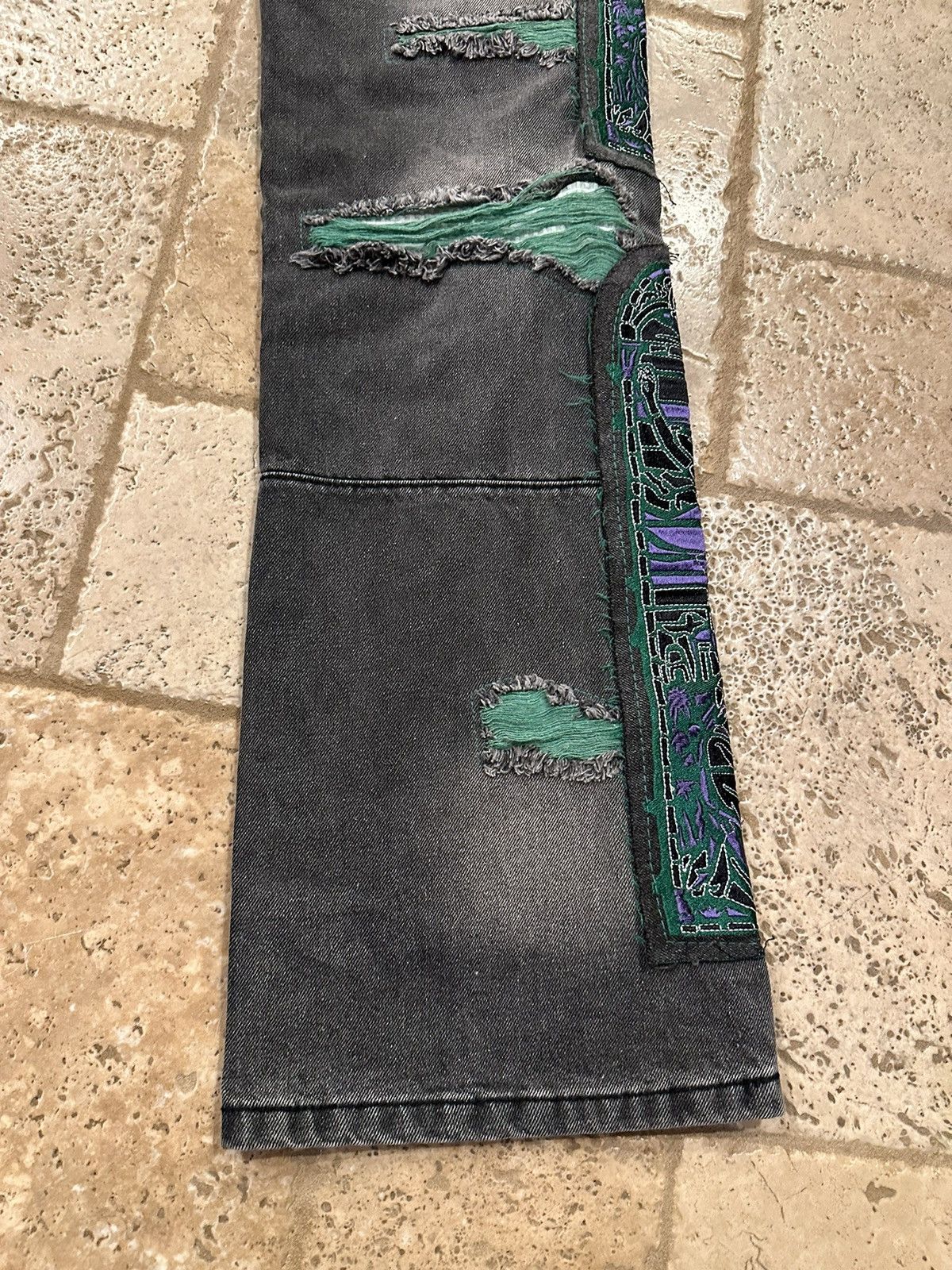 Who Decides War Who Decides War WDW Catherdral Patch Fusion Flare Denim Size US 30 / EU 46 - 8 Thumbnail