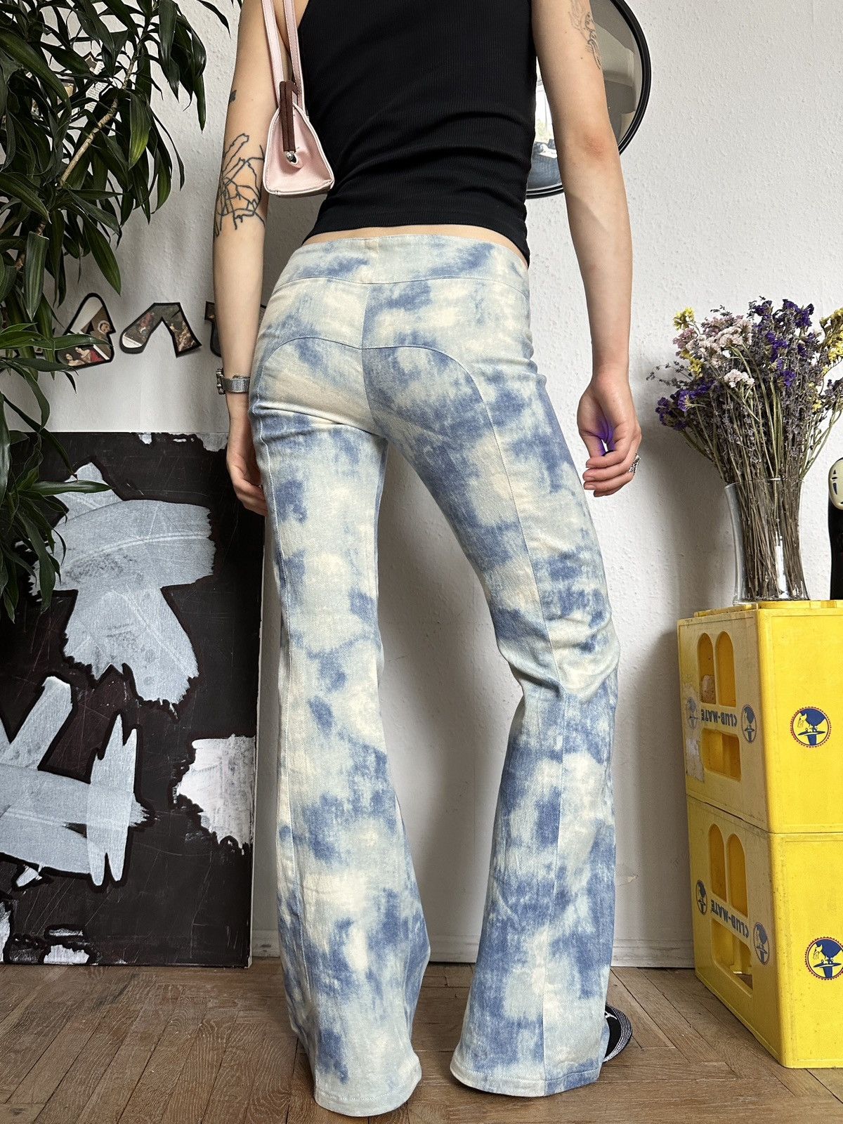 Japanese Brand × Seditionaries Flare jeans clouds low waist grunge vintage bootcut 00s Size 30" / US 8 / IT 44 - 4 Thumbnail