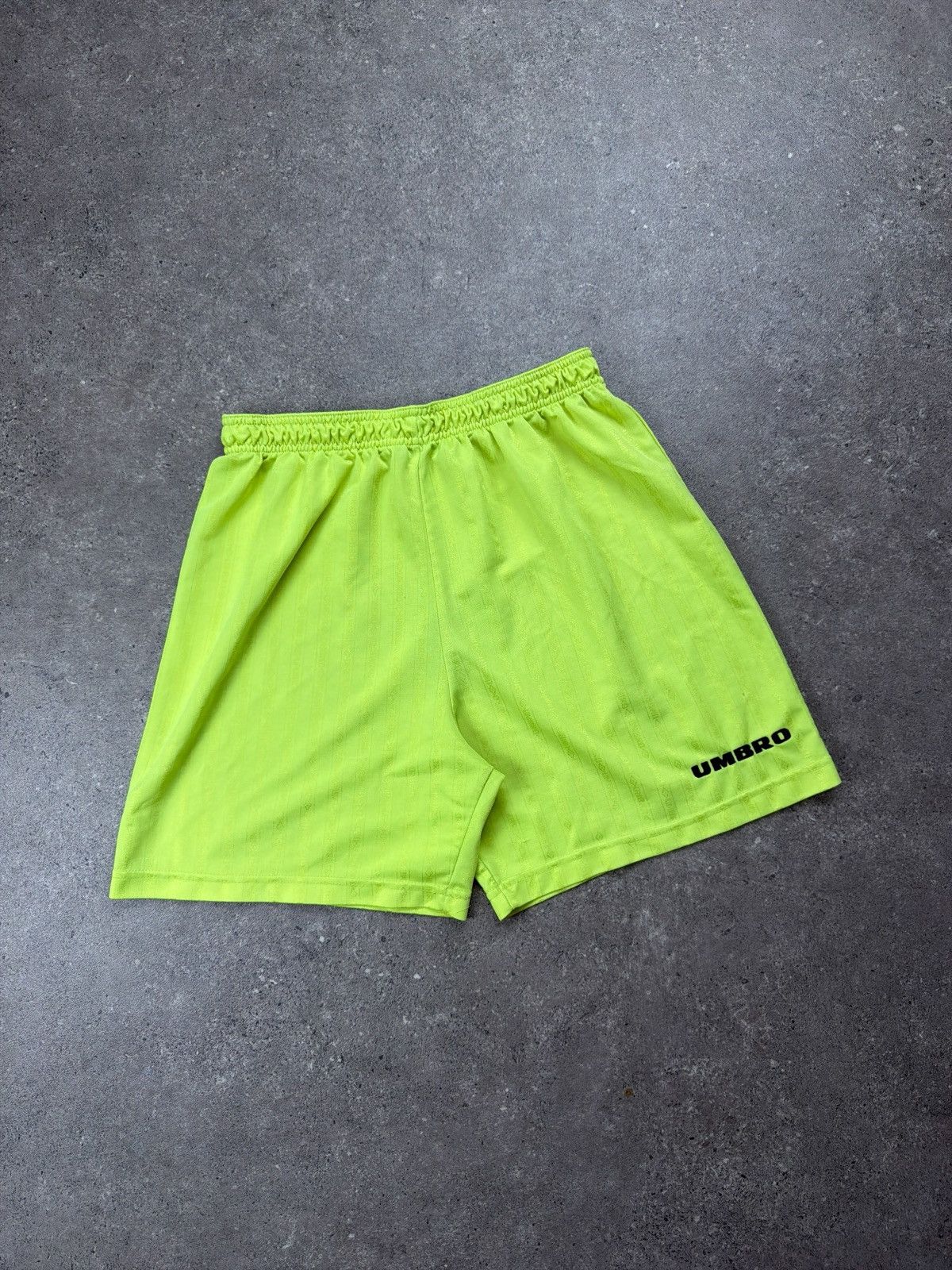 Umbro 90S Logo Striped Neon Yellow Football Shorts Size US 32 / EU 48 - 1 Thumbnail