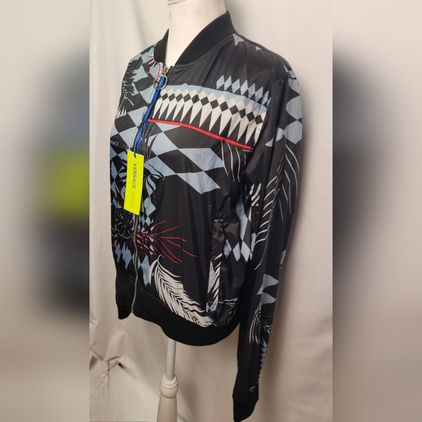 Versace Versace Nylon Geometric Patterned Palm Bomber Jacket 44 Lg Size L / US 10 / IT 46 - 3 Thumbnail