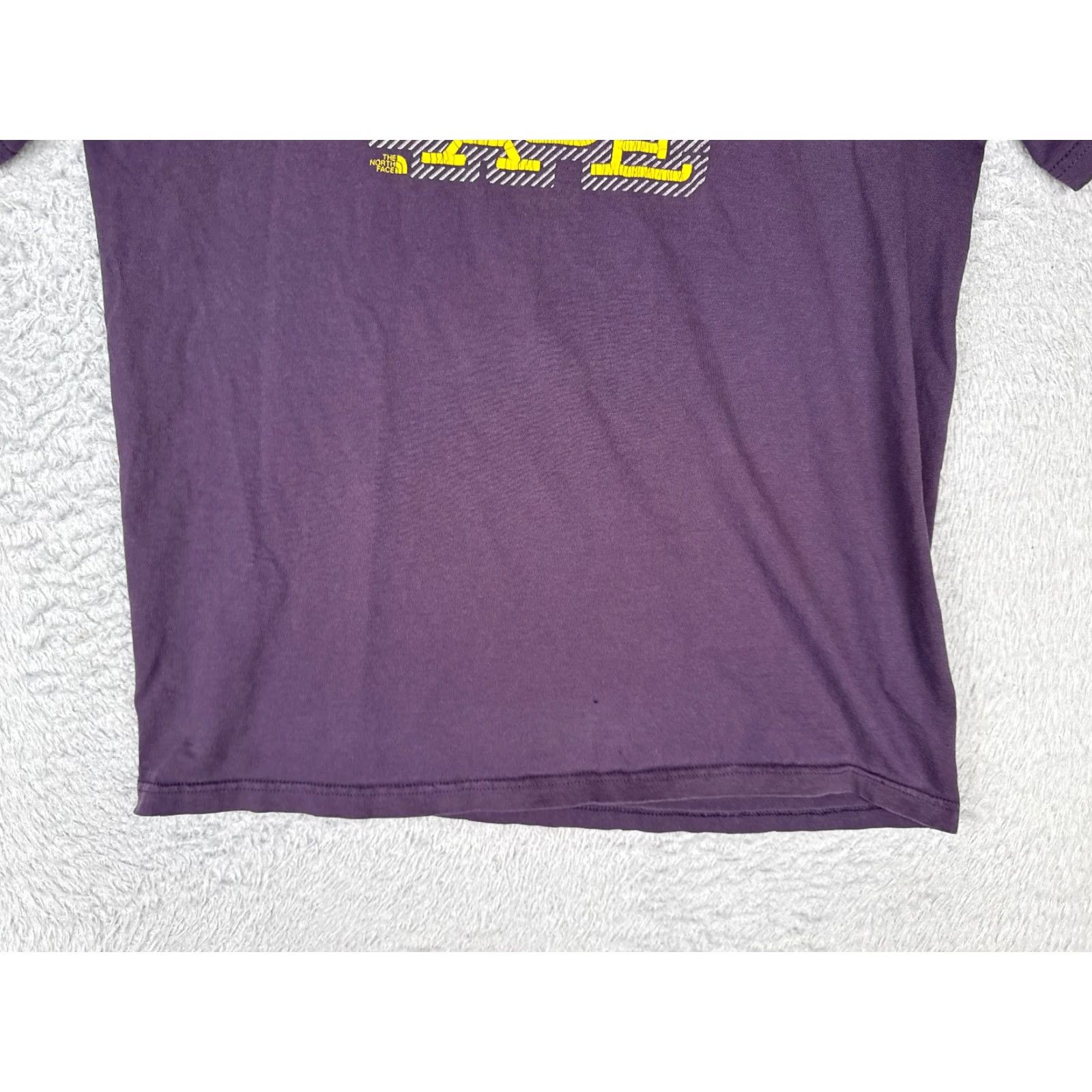 The North Face The North Face Shirt Men Medium Purple Short Sleeve Crew Neck Cotton Blend READ Outdoor Mens Size US M / EU 48-50 / 2 - 5 Thumbnail