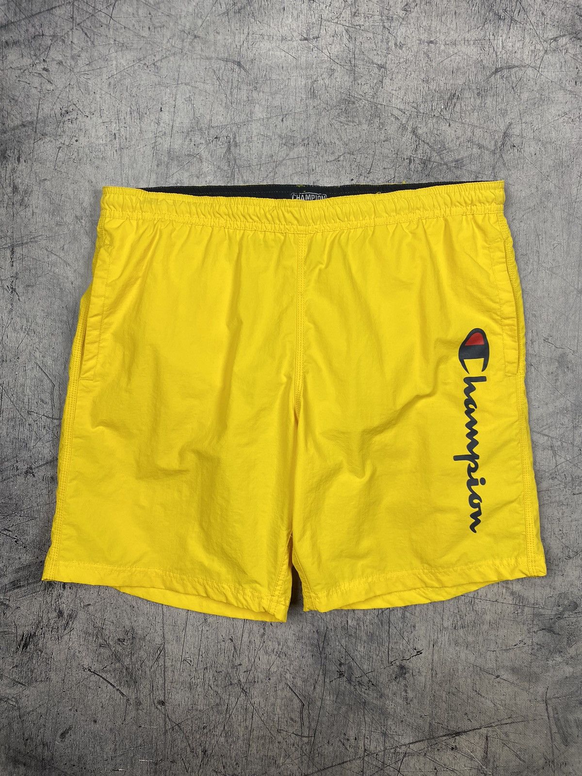 Champion × Vintage Vintage Champion Big Logo Shorts Size XL Size US 36 / EU 52 - 2 Thumbnail