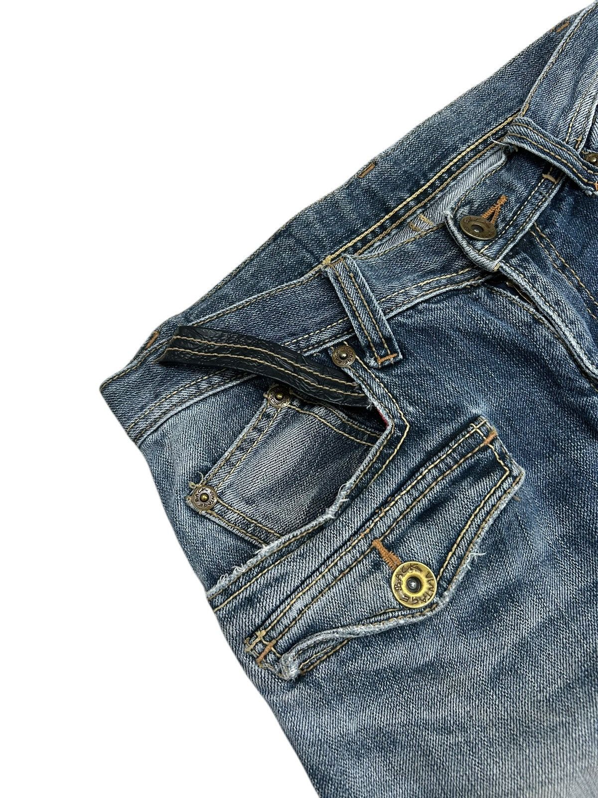 20471120 × GOSTAR DE FUGA × Japanese Brand Back Japan Jean Distressed Light Washed Junya Watanabe Style Size US 29 - 9 Thumbnail
